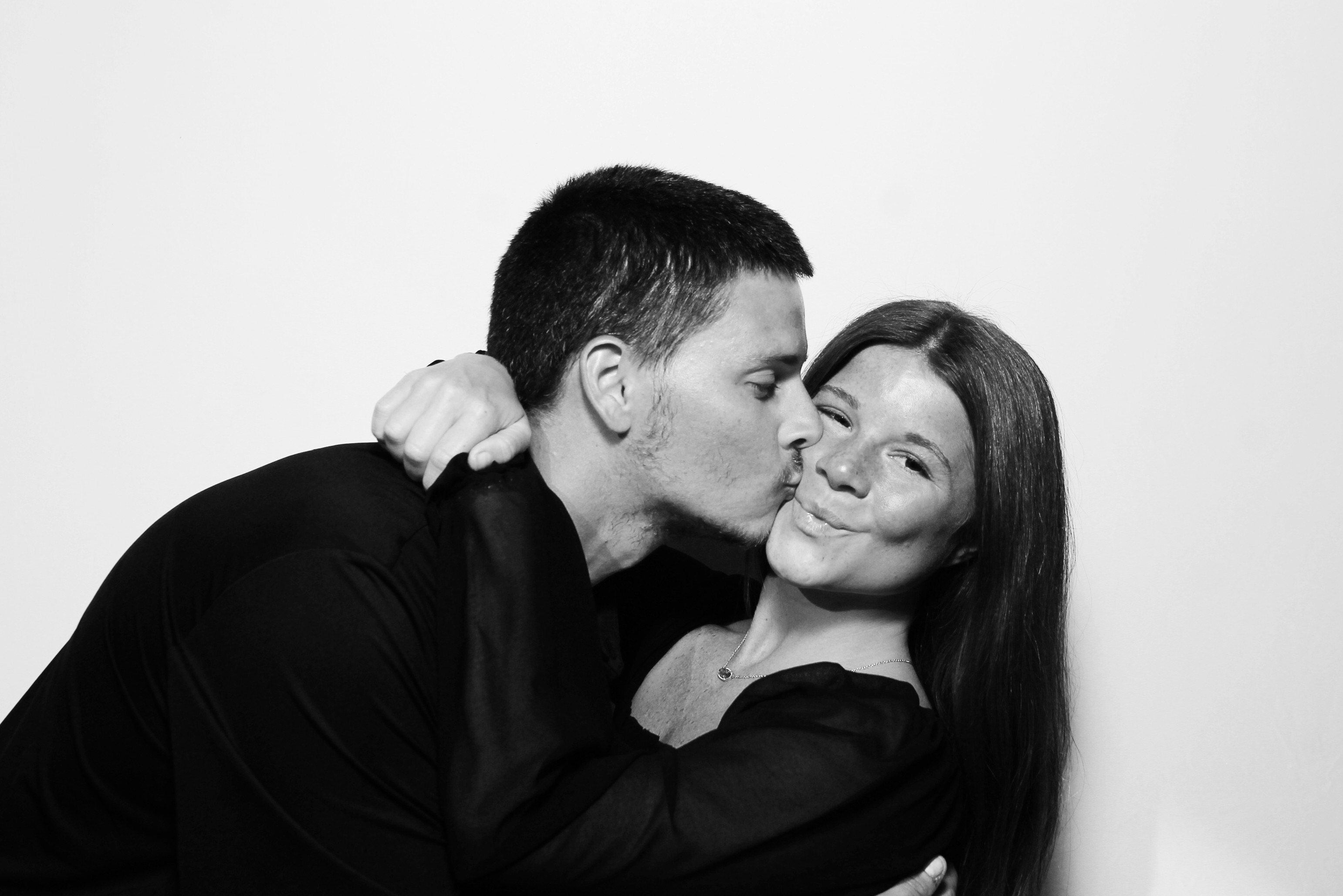 The Rothwells | View more photos from the event at gallery.photoboothcincy.com/u/PhotoBoothCincy/The-Rothwells