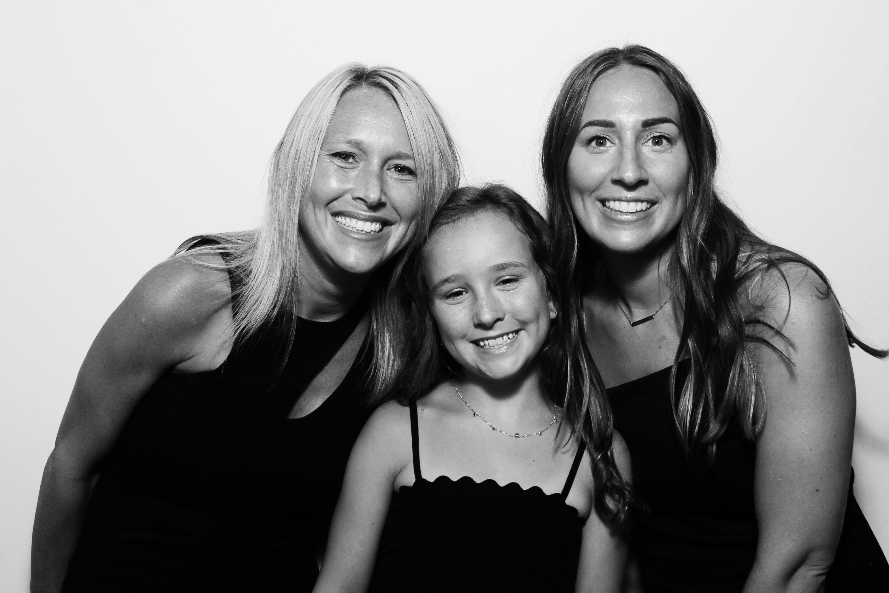 The Rothwells | View more photos from the event at gallery.photoboothcincy.com/u/PhotoBoothCincy/The-Rothwells