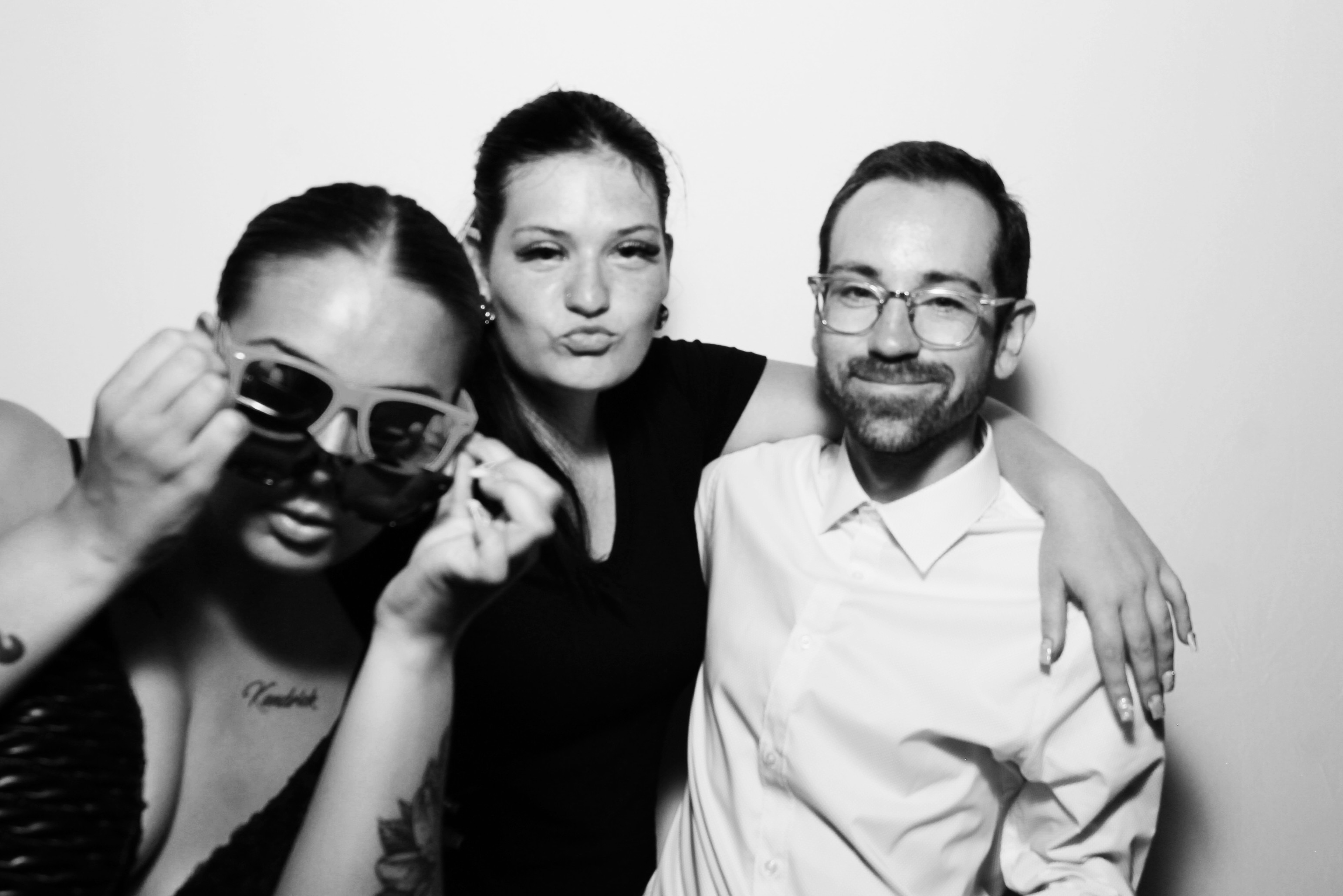 The Rothwells | View more photos from the event at gallery.photoboothcincy.com/u/PhotoBoothCincy/The-Rothwells