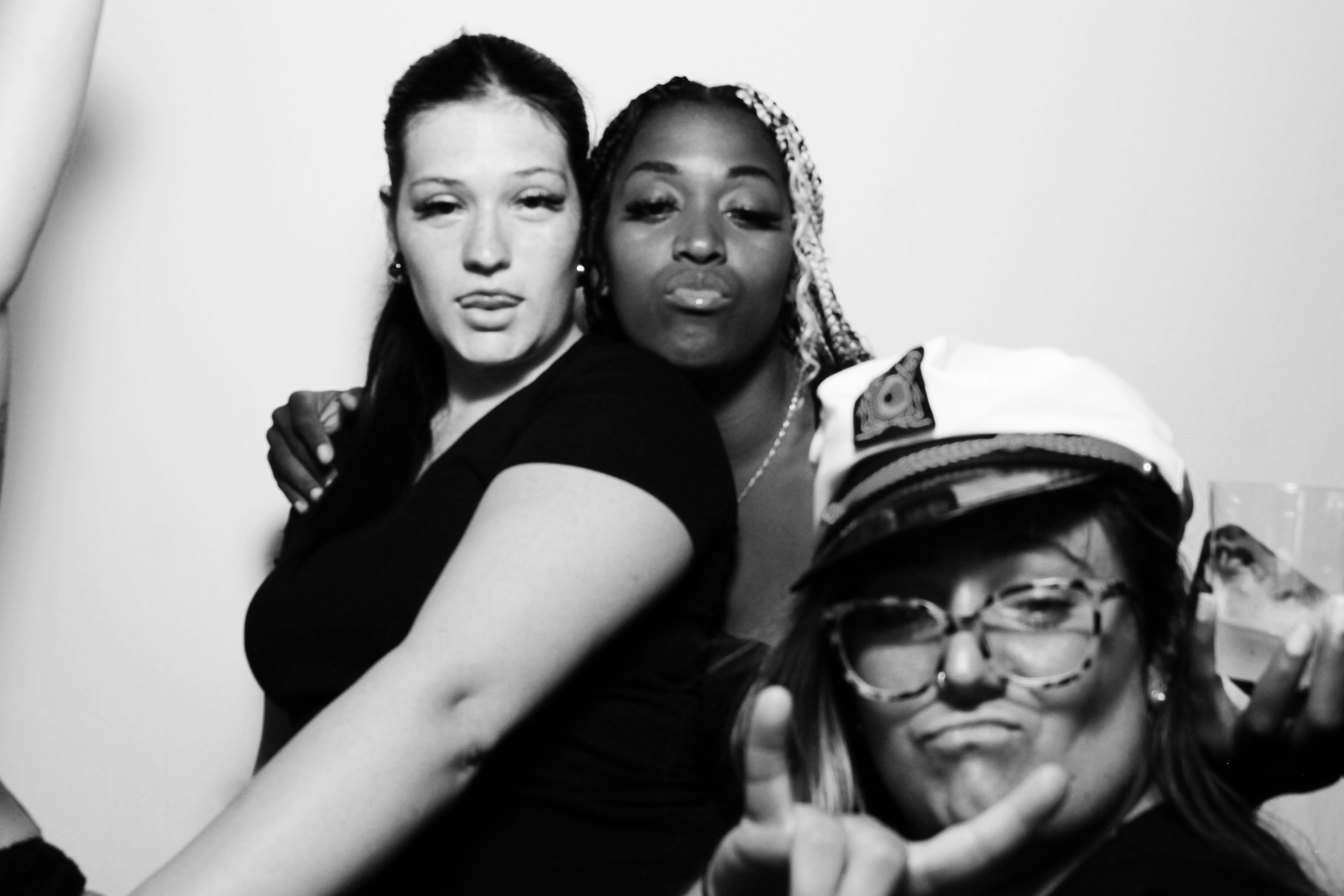 The Rothwells | View more photos from the event at gallery.photoboothcincy.com/u/PhotoBoothCincy/The-Rothwells