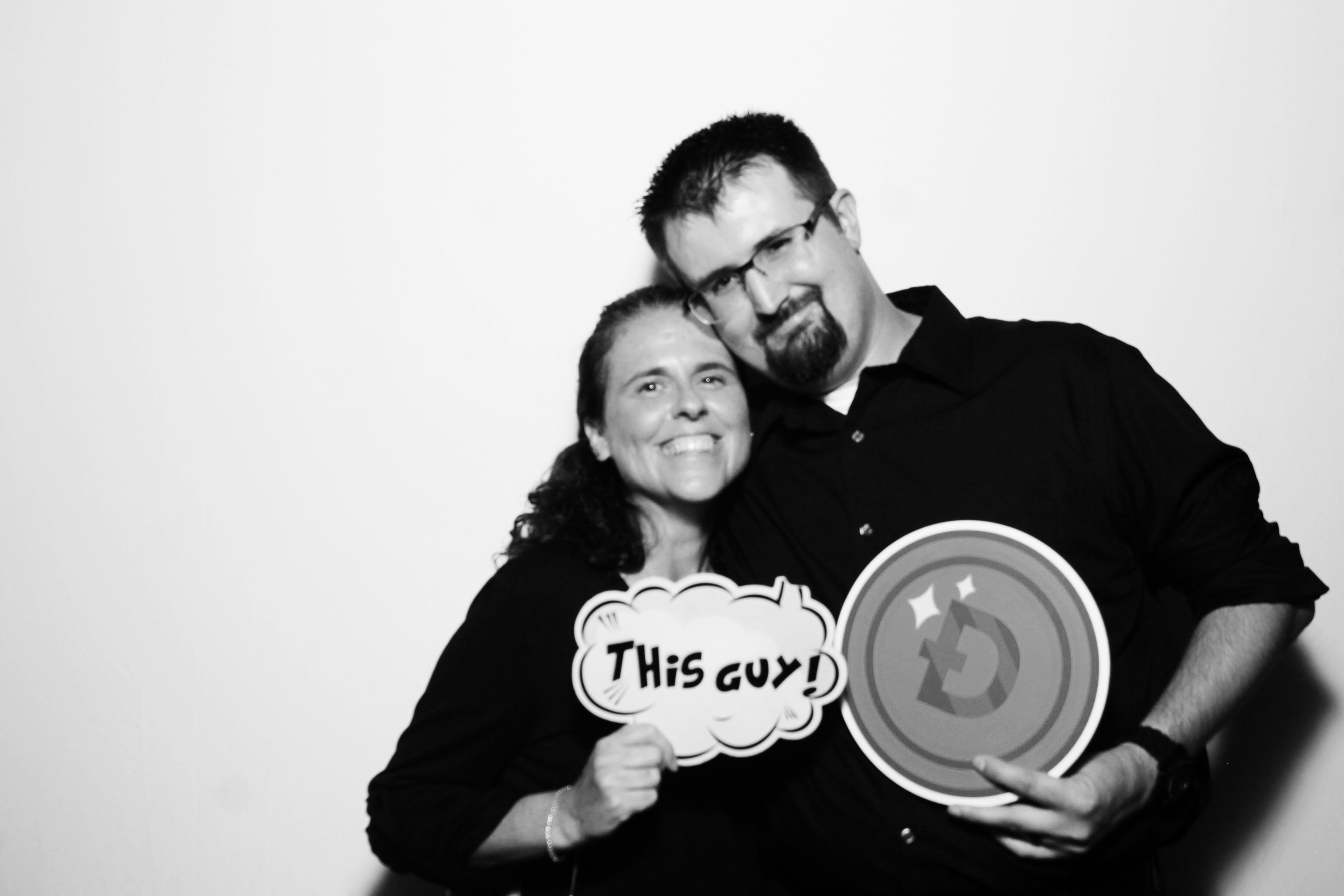 The Rothwells | View more photos from the event at gallery.photoboothcincy.com/u/PhotoBoothCincy/The-Rothwells