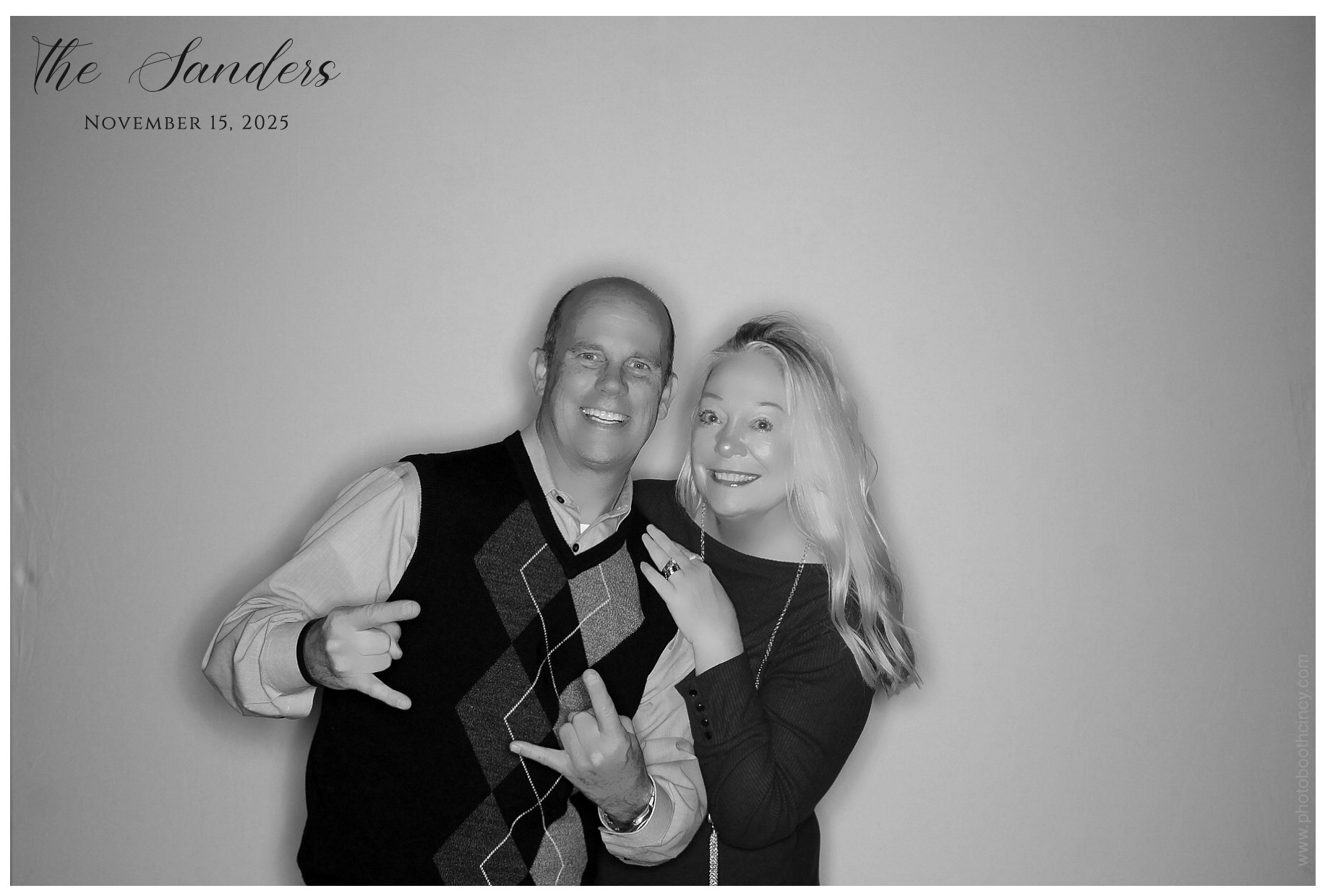 The Sanders | View more photos from the event at gallery.photoboothcincy.com/u/PhotoBoothCincy/The-Sanders