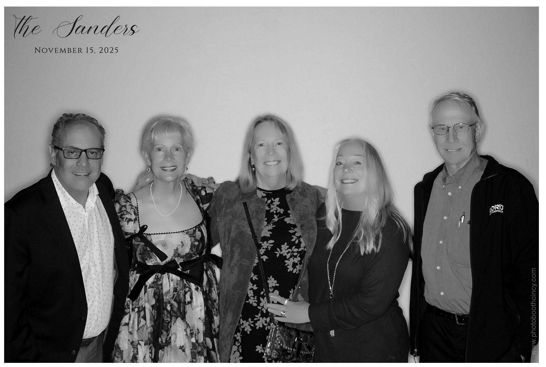 The Sanders | View more photos from the event at gallery.photoboothcincy.com/u/PhotoBoothCincy/The-Sanders