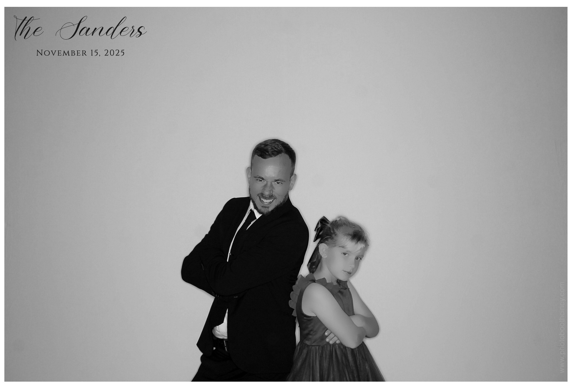 The Sanders | View more photos from the event at gallery.photoboothcincy.com/u/PhotoBoothCincy/The-Sanders
