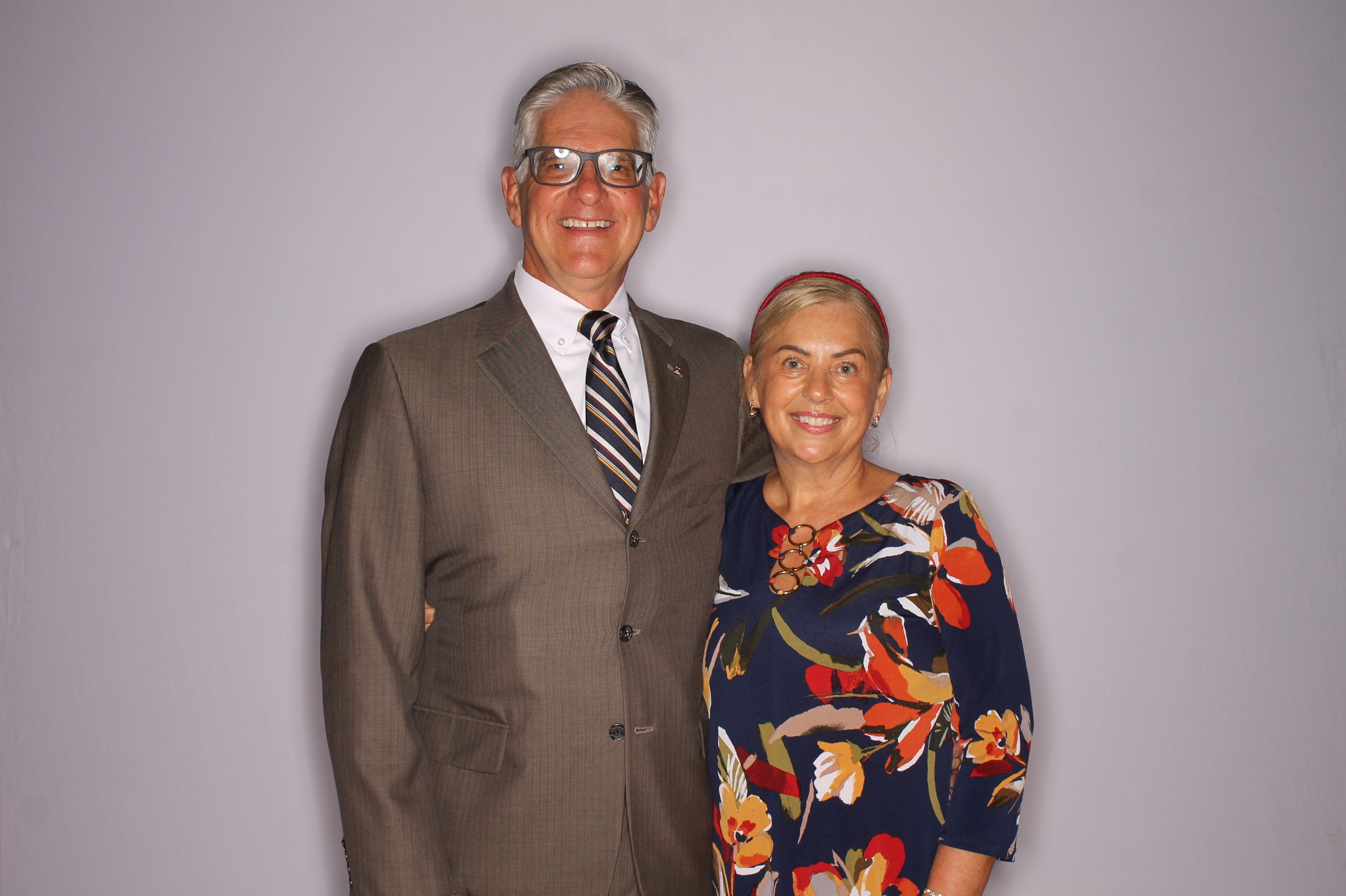 The Sanders | View more photos from the event at gallery.photoboothcincy.com/u/PhotoBoothCincy/The-Sanders