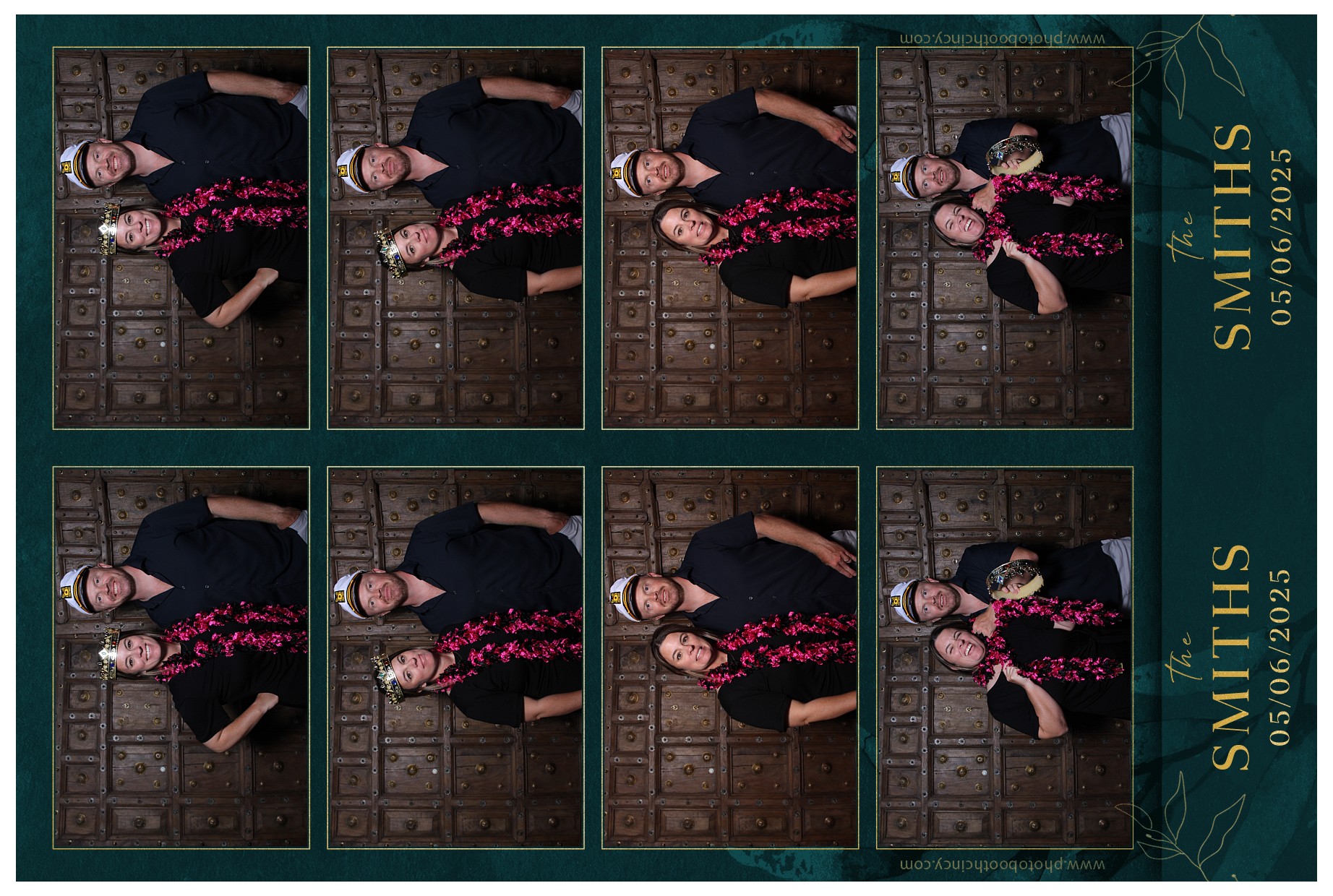 The Smiths | View more photos from the event at gallery.photoboothcincy.com/u/PhotoBoothCincy/The-Smiths