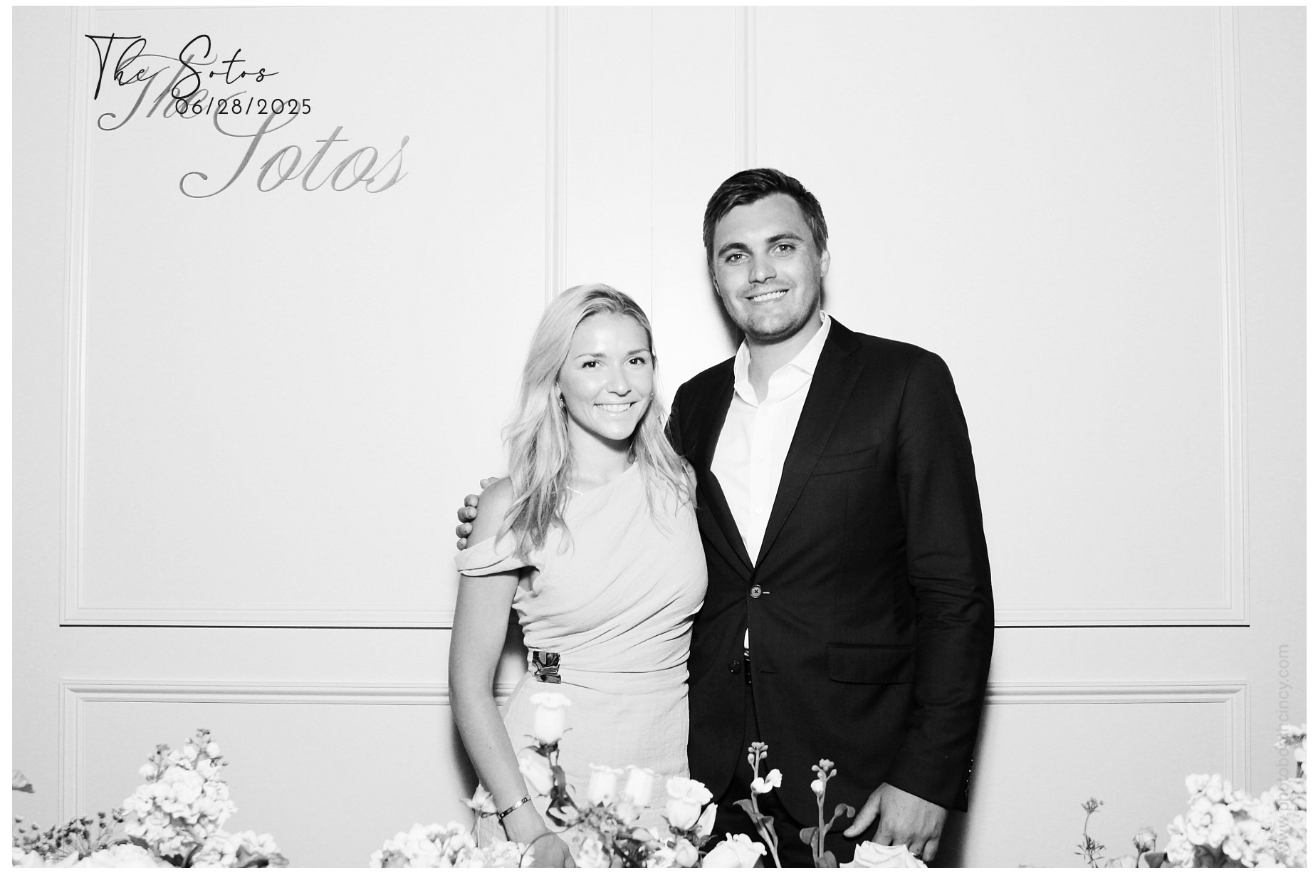 The Soto's | View more photos from the event at gallery.photoboothcincy.com/u/PhotoBoothCincy/The-Sotos