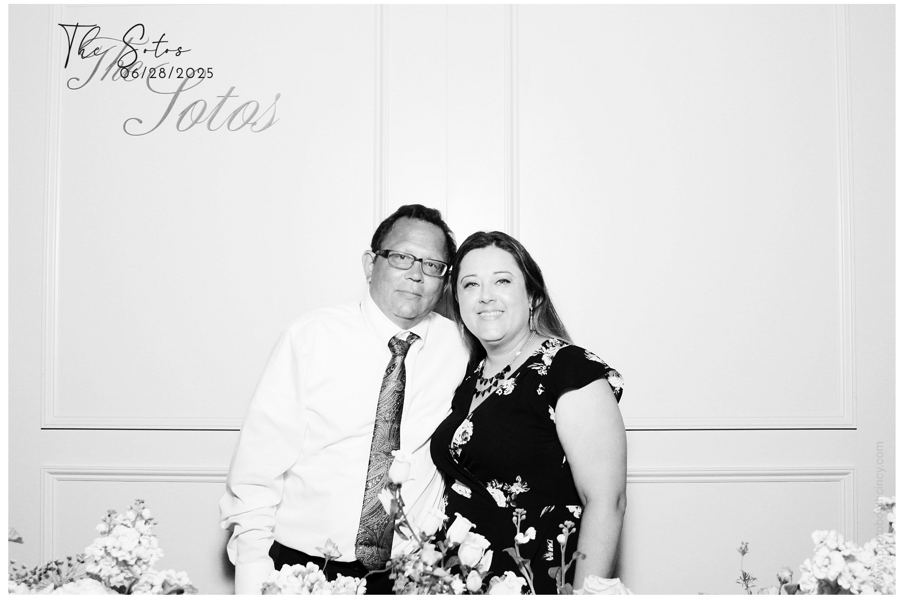 The Soto's | View more photos from the event at gallery.photoboothcincy.com/u/PhotoBoothCincy/The-Sotos