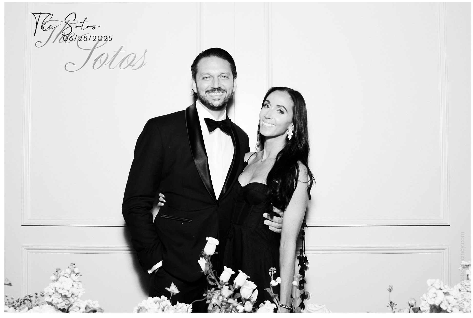 The Soto's | View more photos from the event at gallery.photoboothcincy.com/u/PhotoBoothCincy/The-Sotos