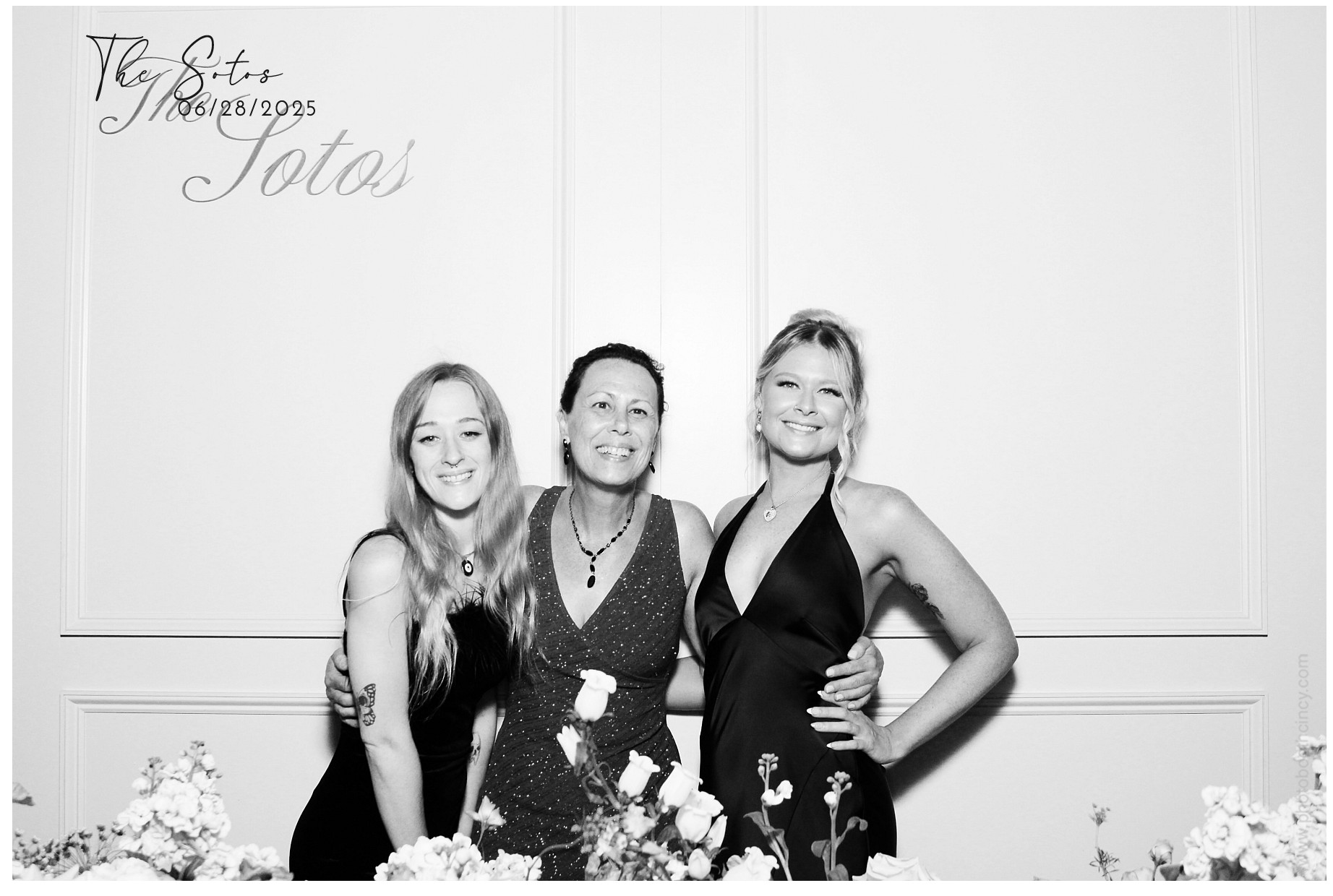 The Soto's | View more photos from the event at gallery.photoboothcincy.com/u/PhotoBoothCincy/The-Sotos