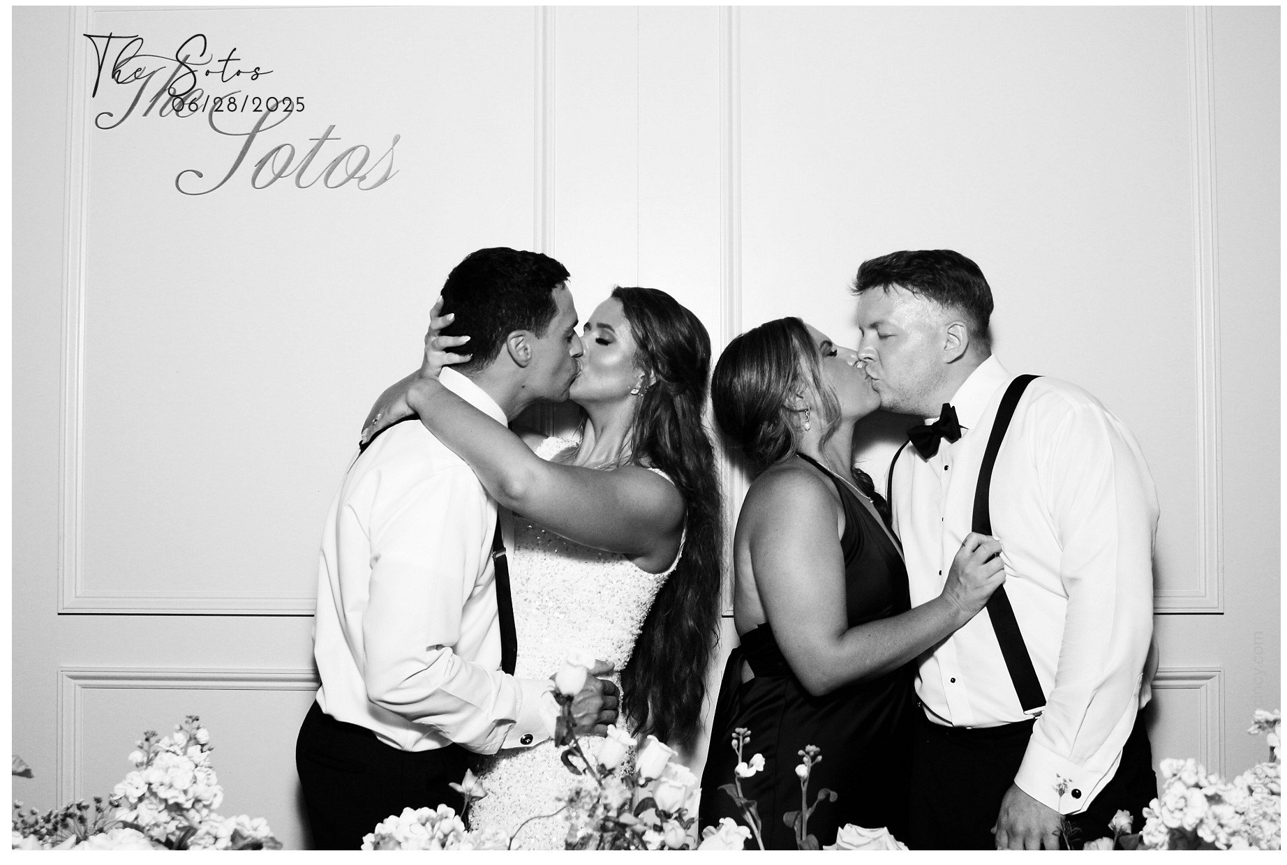The Soto's | View more photos from the event at gallery.photoboothcincy.com/u/PhotoBoothCincy/The-Sotos