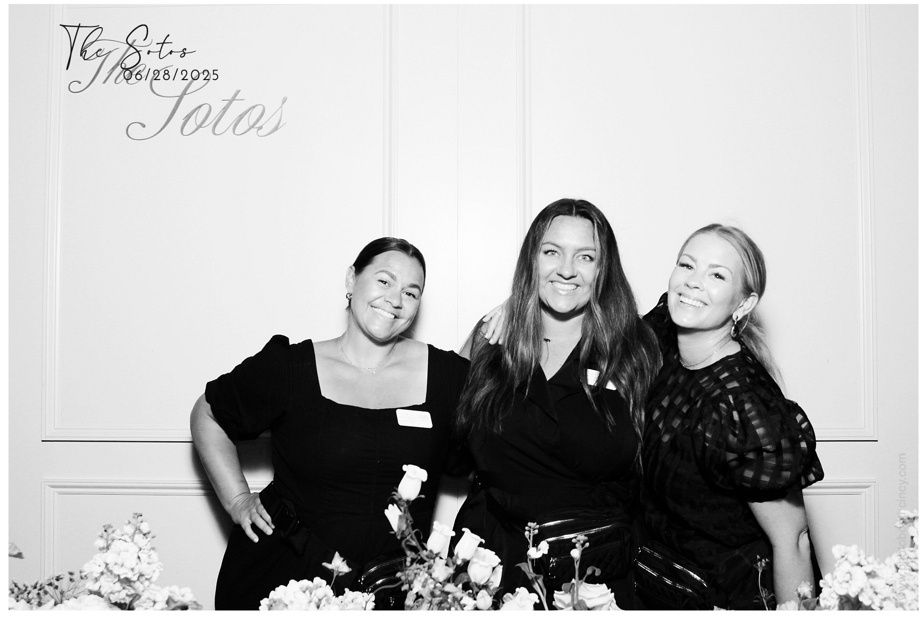 The Soto's | View more photos from the event at gallery.photoboothcincy.com/u/PhotoBoothCincy/The-Sotos