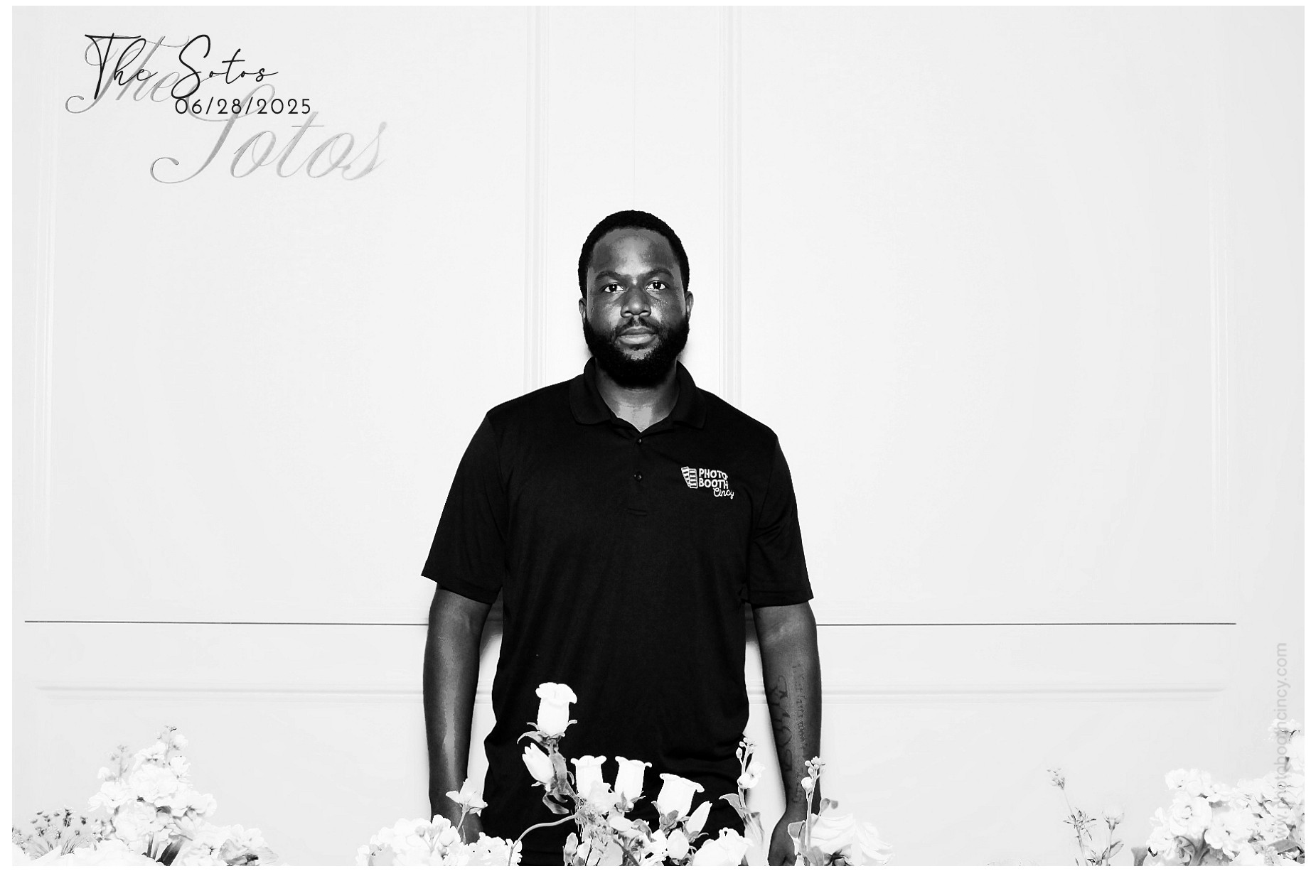 The Soto's | View more photos from the event at gallery.photoboothcincy.com/u/PhotoBoothCincy/The-Sotos
