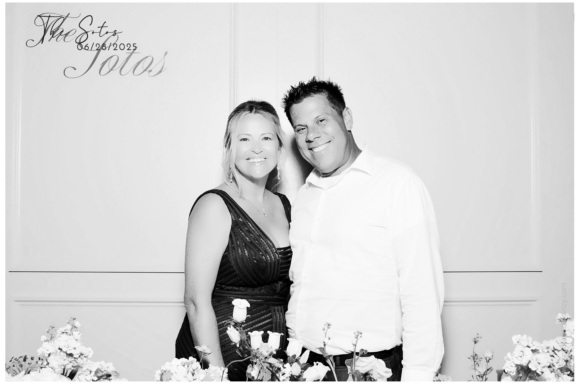 The Soto's | View more photos from the event at gallery.photoboothcincy.com/u/PhotoBoothCincy/The-Sotos