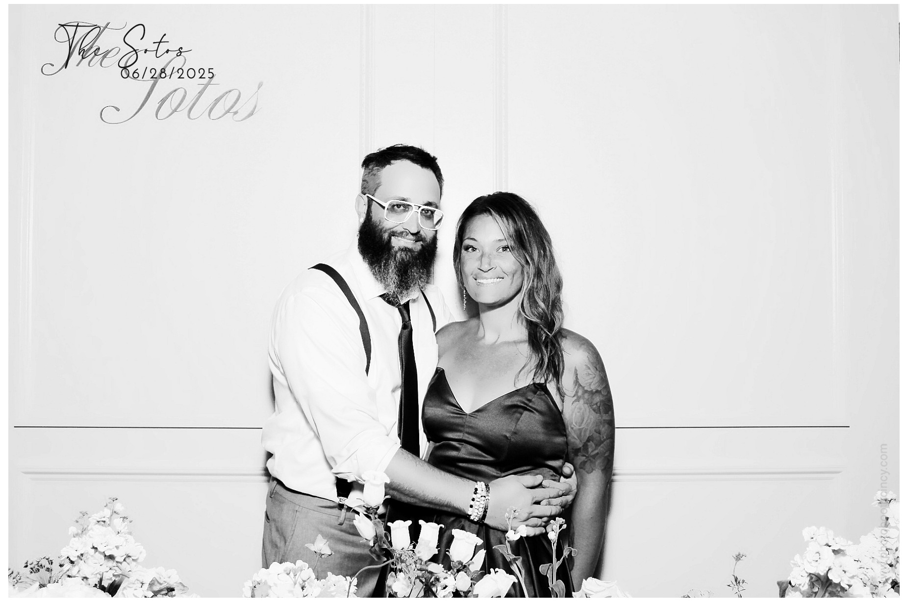 The Soto's | View more photos from the event at gallery.photoboothcincy.com/u/PhotoBoothCincy/The-Sotos