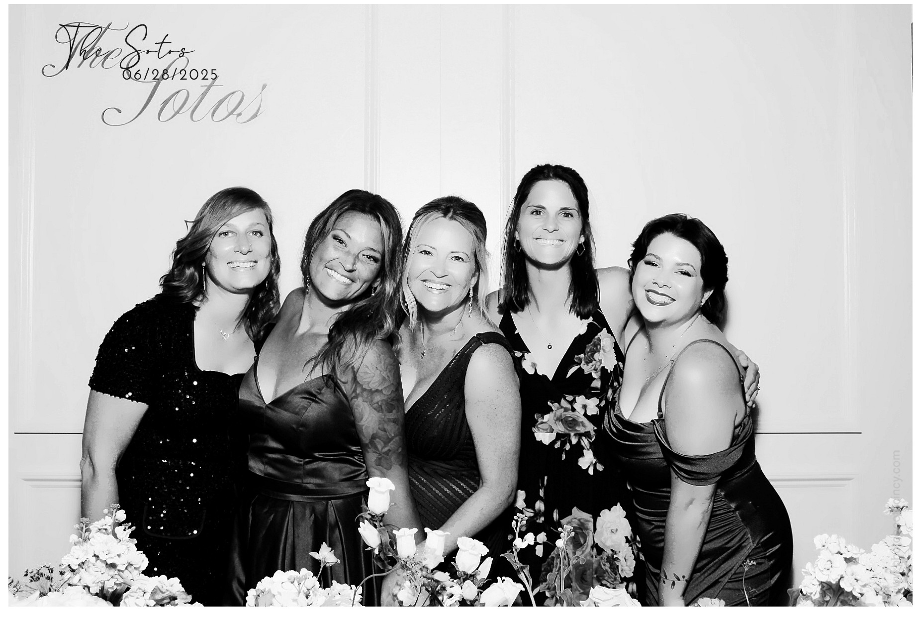 The Soto's | View more photos from the event at gallery.photoboothcincy.com/u/PhotoBoothCincy/The-Sotos