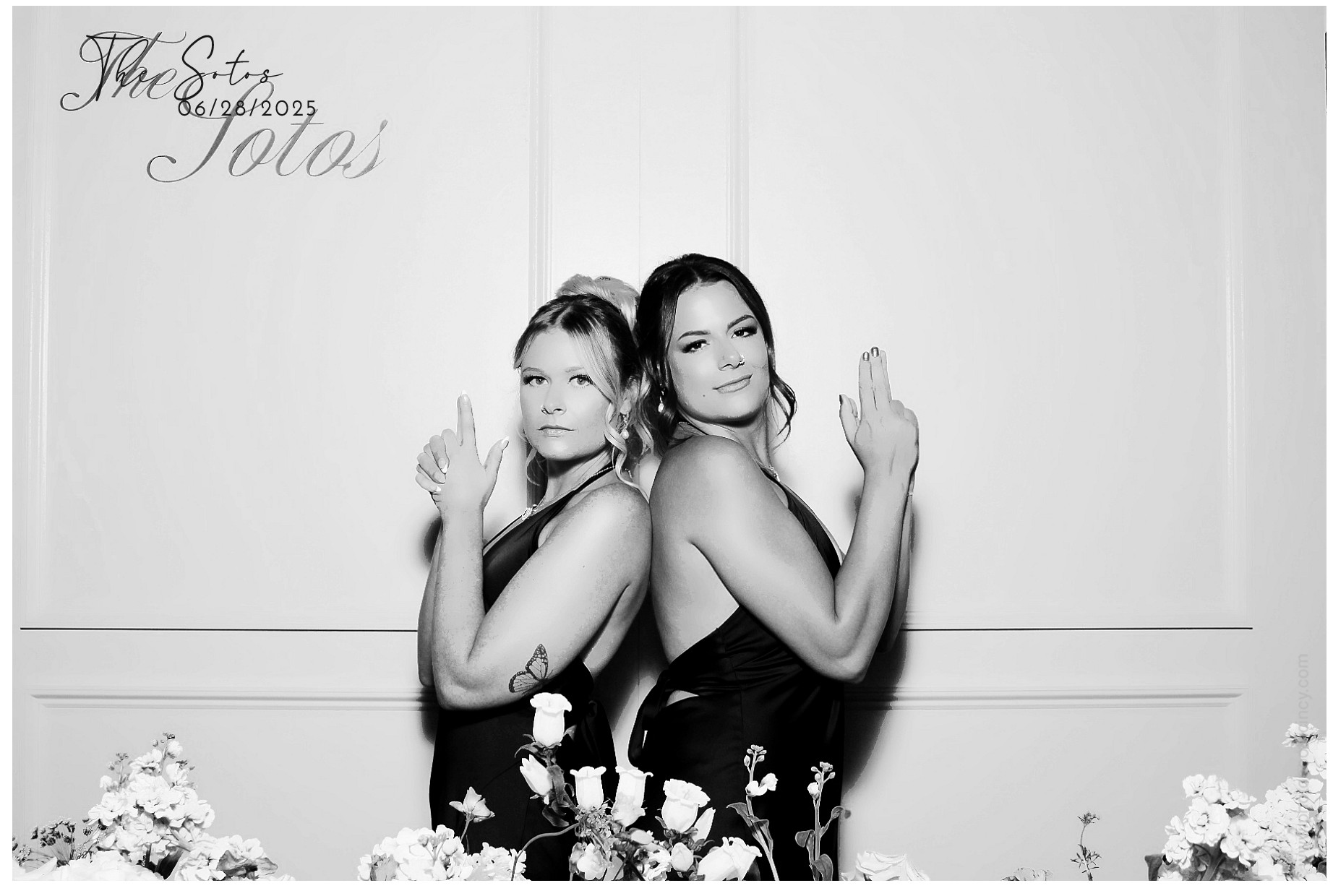 The Soto's | View more photos from the event at gallery.photoboothcincy.com/u/PhotoBoothCincy/The-Sotos