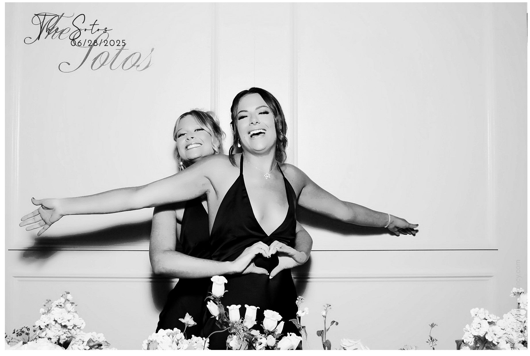 The Soto's | View more photos from the event at gallery.photoboothcincy.com/u/PhotoBoothCincy/The-Sotos
