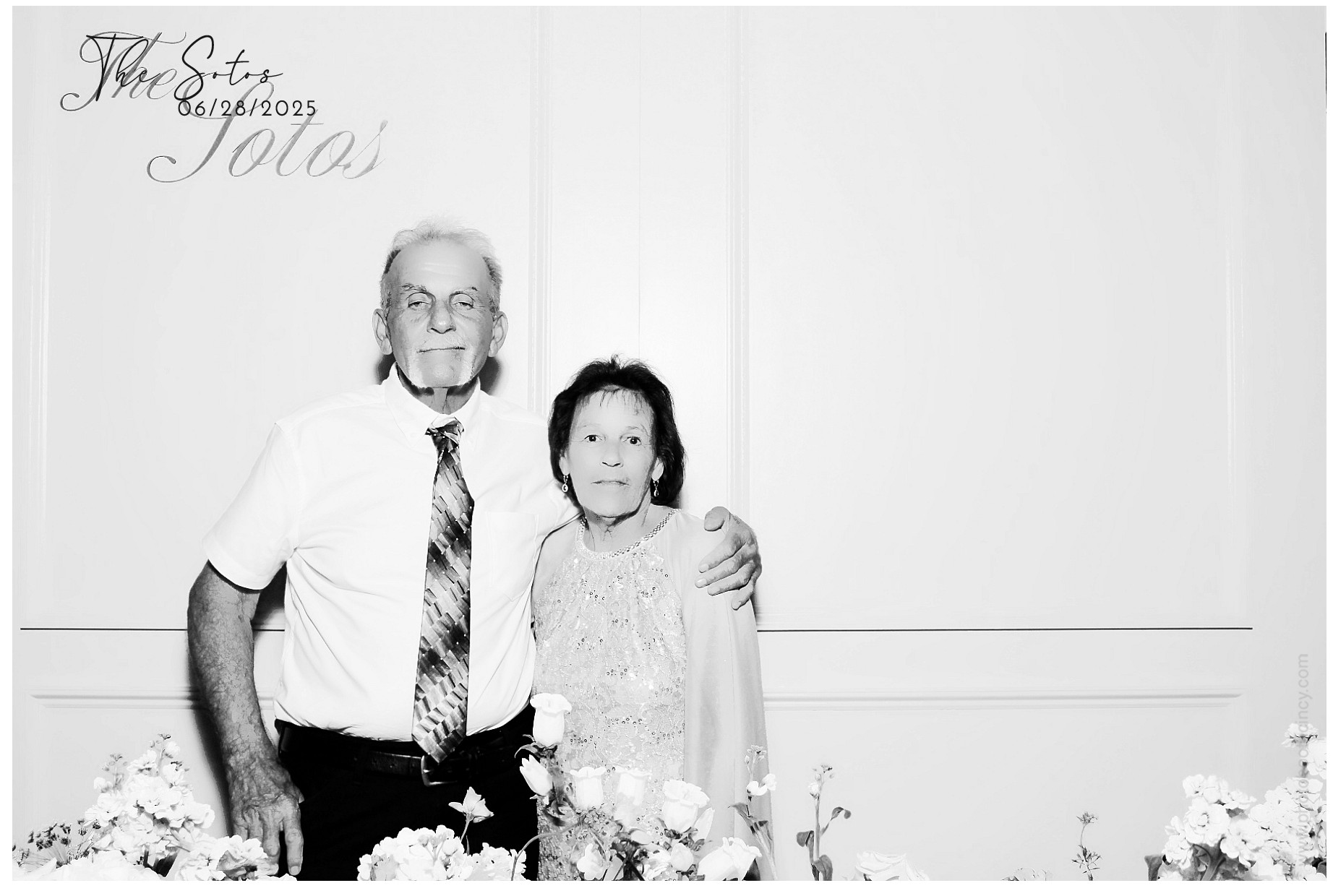The Soto's | View more photos from the event at gallery.photoboothcincy.com/u/PhotoBoothCincy/The-Sotos