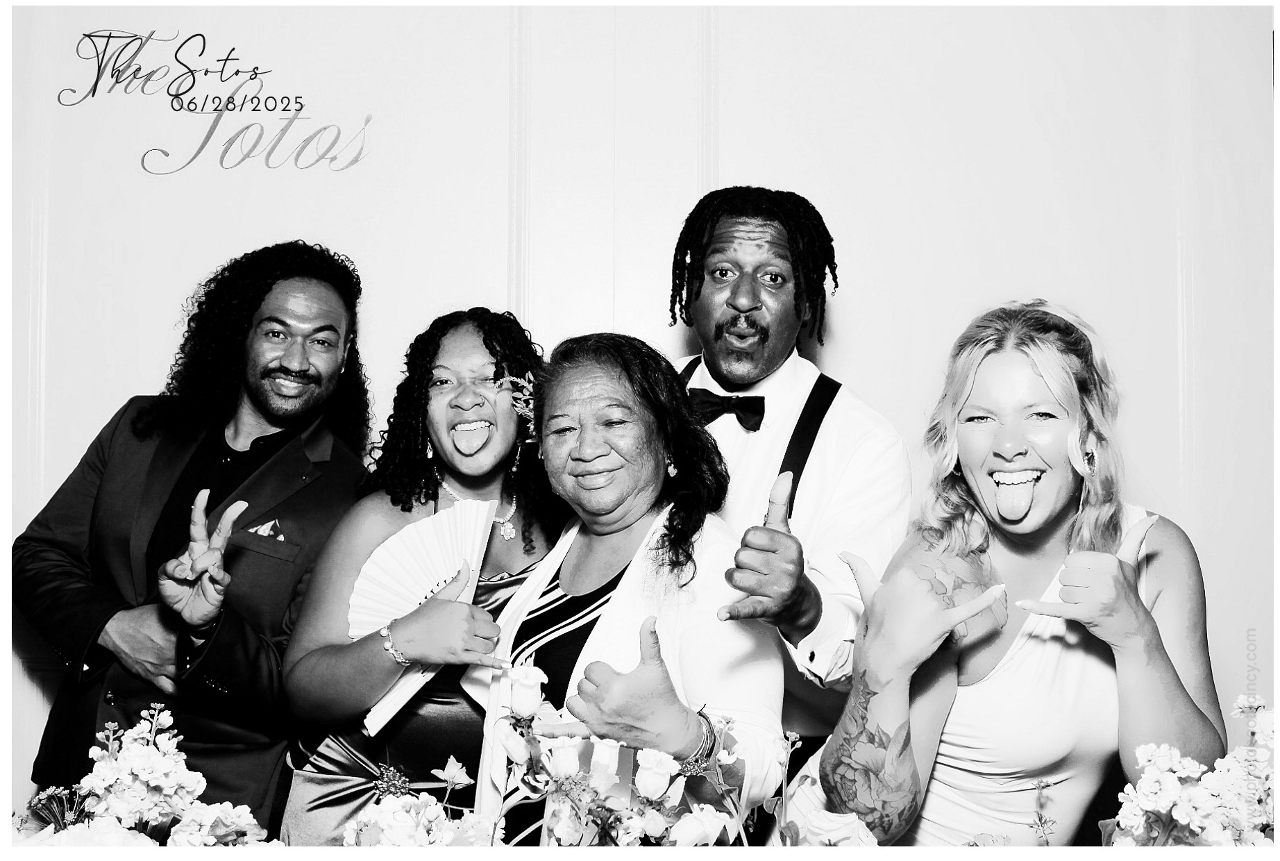 The Soto's | View more photos from the event at gallery.photoboothcincy.com/u/PhotoBoothCincy/The-Sotos