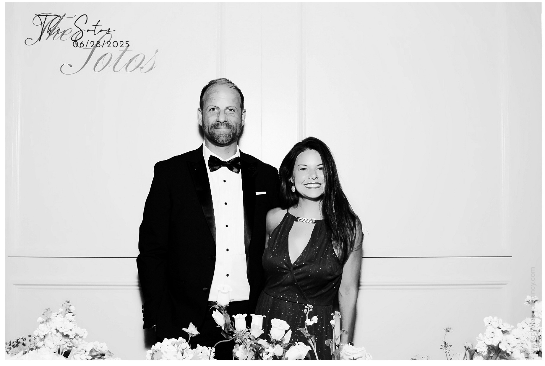 The Soto's | View more photos from the event at gallery.photoboothcincy.com/u/PhotoBoothCincy/The-Sotos
