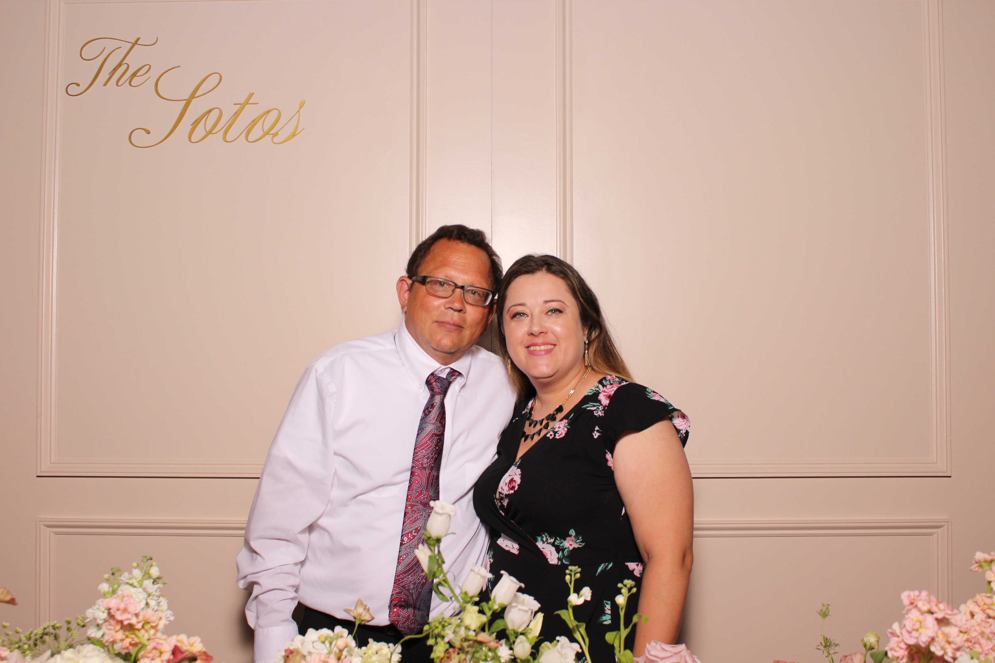 The Soto's | View more photos from the event at gallery.photoboothcincy.com/u/PhotoBoothCincy/The-Sotos