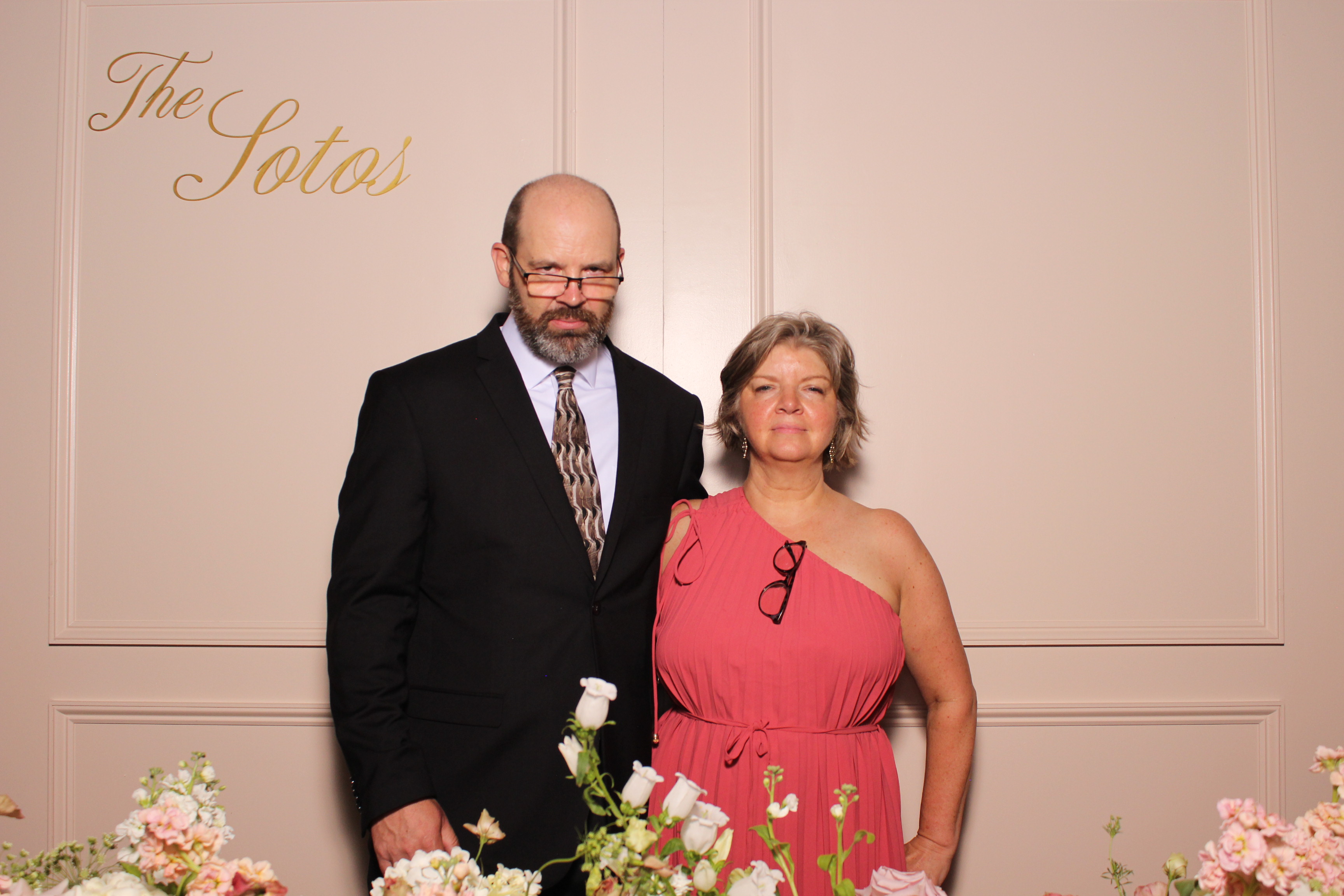 The Soto's | View more photos from the event at gallery.photoboothcincy.com/u/PhotoBoothCincy/The-Sotos
