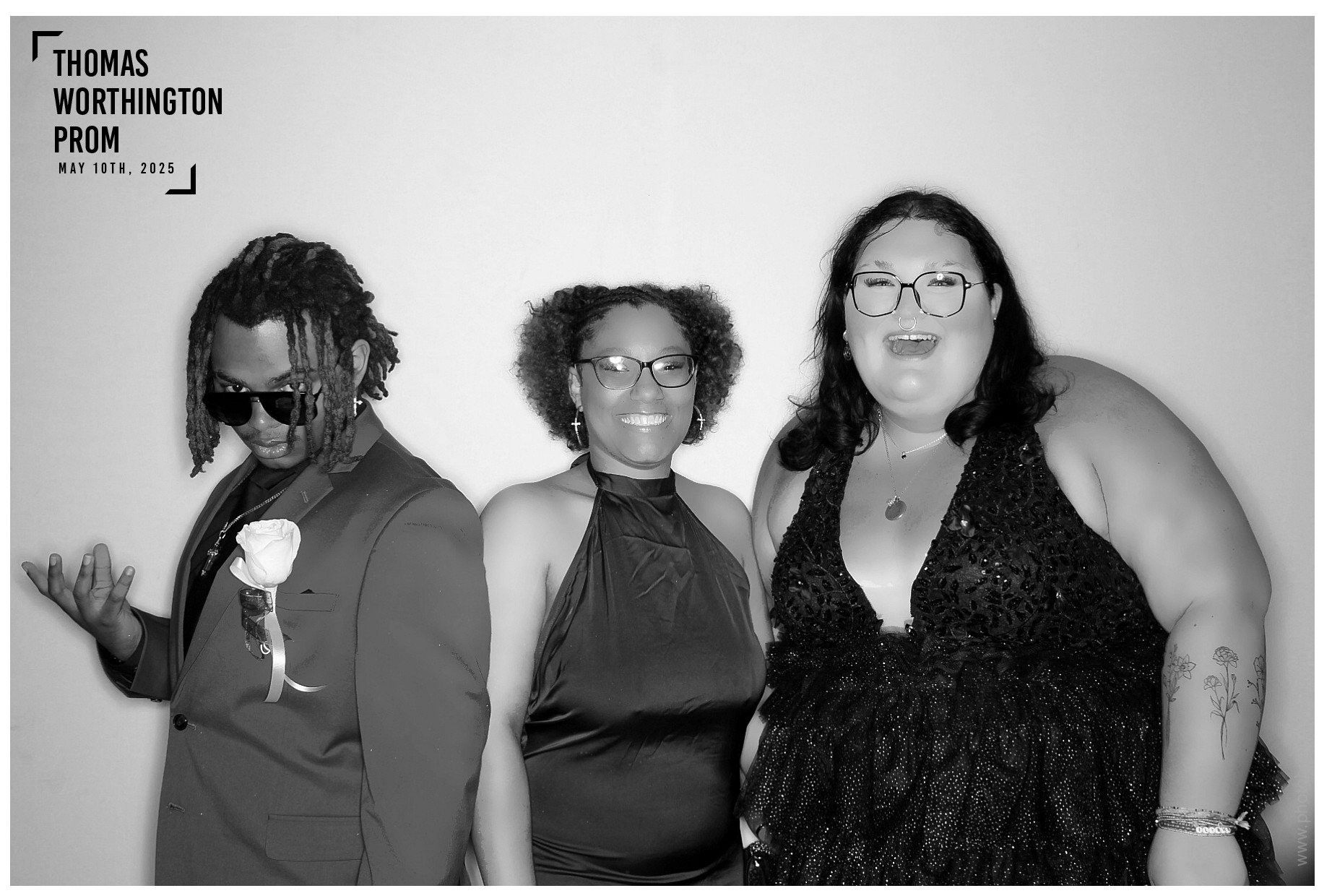 Thomas Worthington High School Prom 2025 | View more photos from the event at gallery.photoboothcincy.com/u/PhotoBoothCincy/Thomas-Worthington-High-School-Prom-2025