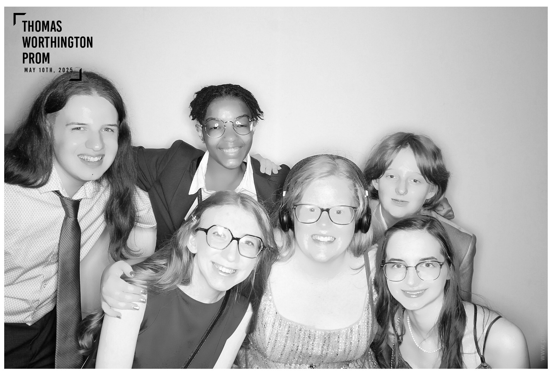 Thomas Worthington High School Prom 2025 | View more photos from the event at gallery.photoboothcincy.com/u/PhotoBoothCincy/Thomas-Worthington-High-School-Prom-2025