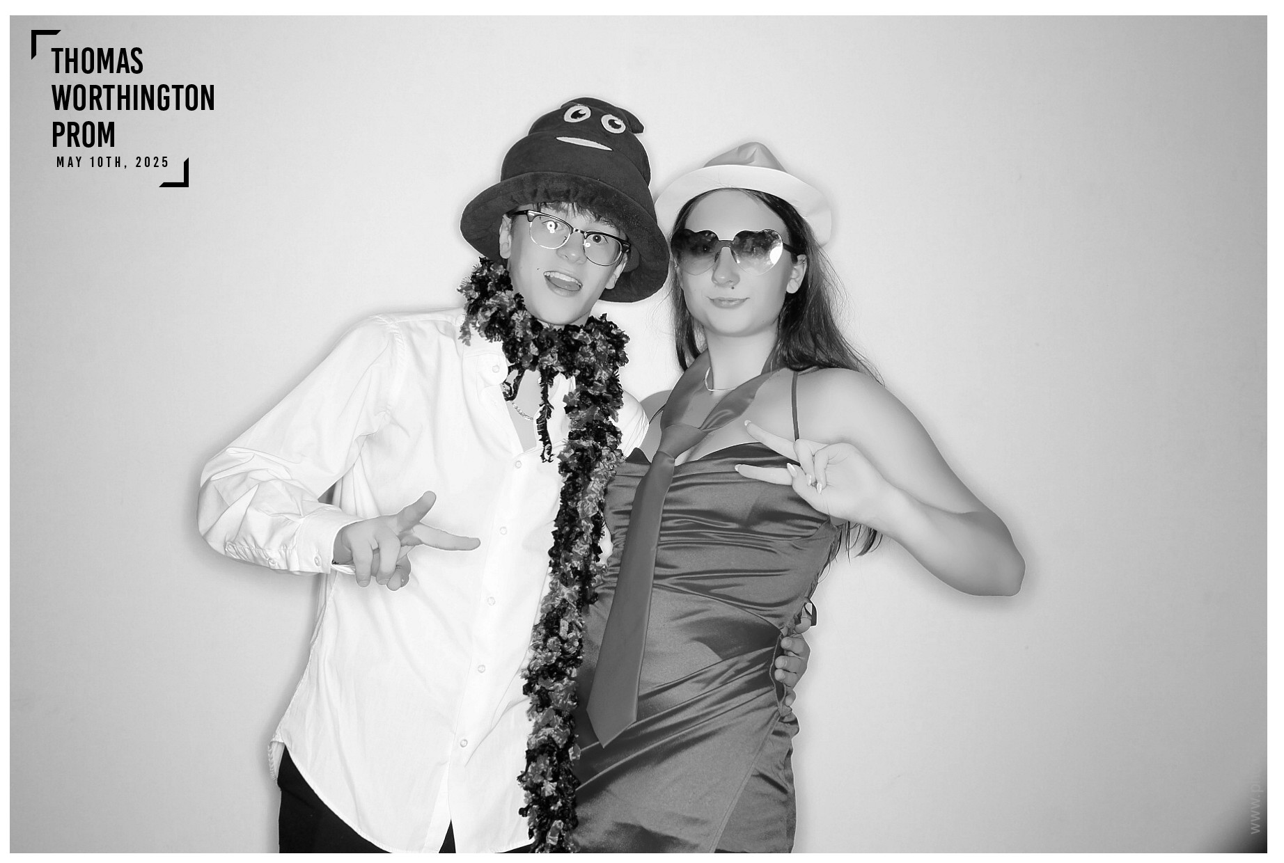 Thomas Worthington High School Prom 2025 | View more photos from the event at gallery.photoboothcincy.com/u/PhotoBoothCincy/Thomas-Worthington-High-School-Prom-2025