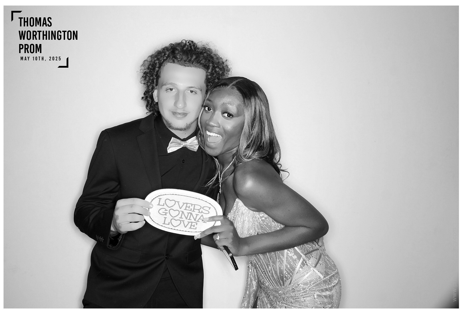 Thomas Worthington High School Prom 2025 | View more photos from the event at gallery.photoboothcincy.com/u/PhotoBoothCincy/Thomas-Worthington-High-School-Prom-2025