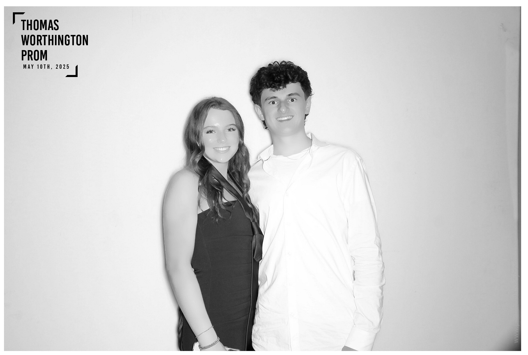 Thomas Worthington High School Prom 2025 | View more photos from the event at gallery.photoboothcincy.com/u/PhotoBoothCincy/Thomas-Worthington-High-School-Prom-2025