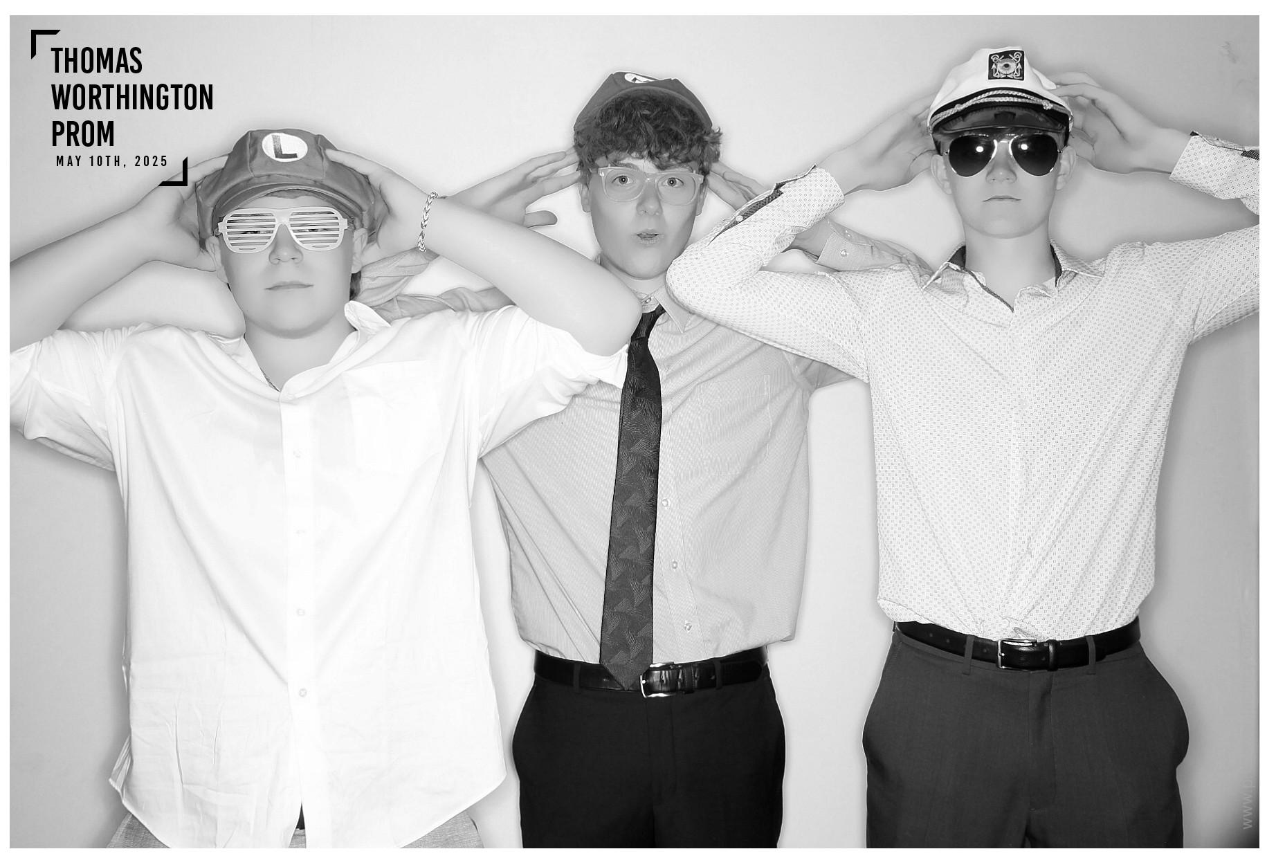 Thomas Worthington High School Prom 2025 | View more photos from the event at gallery.photoboothcincy.com/u/PhotoBoothCincy/Thomas-Worthington-High-School-Prom-2025