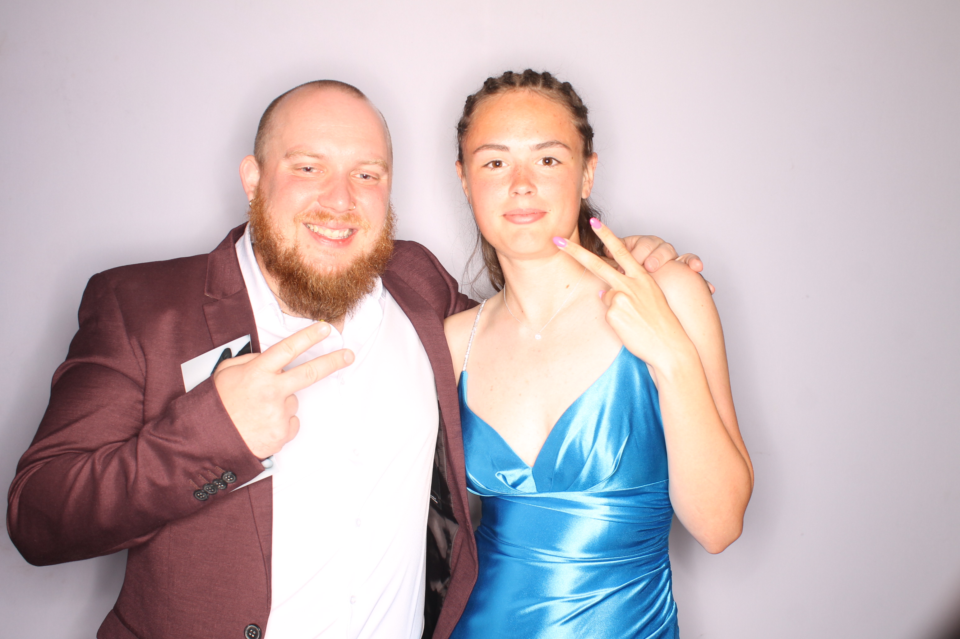 Thomas Worthington High School Prom 2025 | View more photos from the event at gallery.photoboothcincy.com/u/PhotoBoothCincy/Thomas-Worthington-High-School-Prom-2025