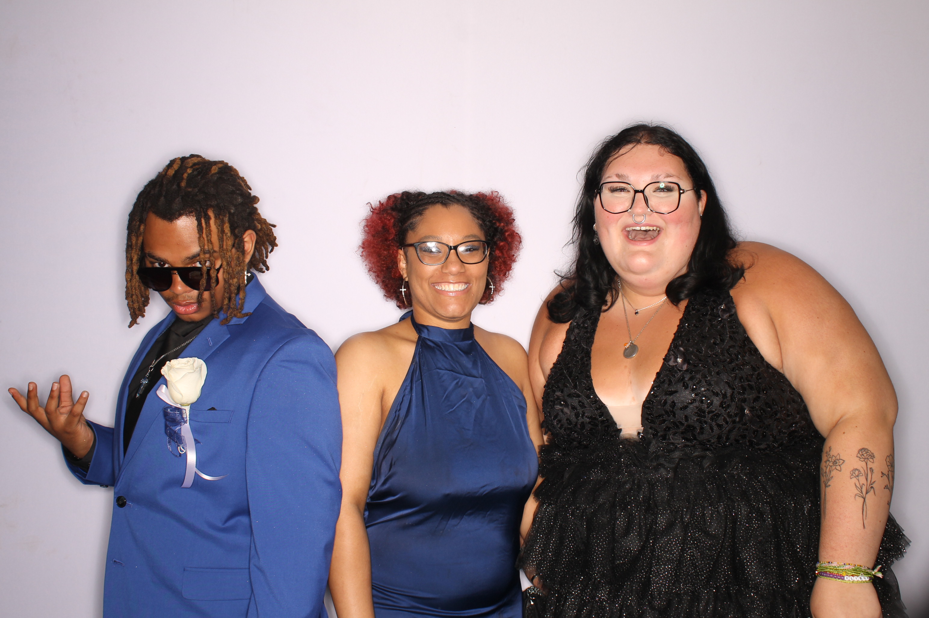 Thomas Worthington High School Prom 2025 | View more photos from the event at gallery.photoboothcincy.com/u/PhotoBoothCincy/Thomas-Worthington-High-School-Prom-2025