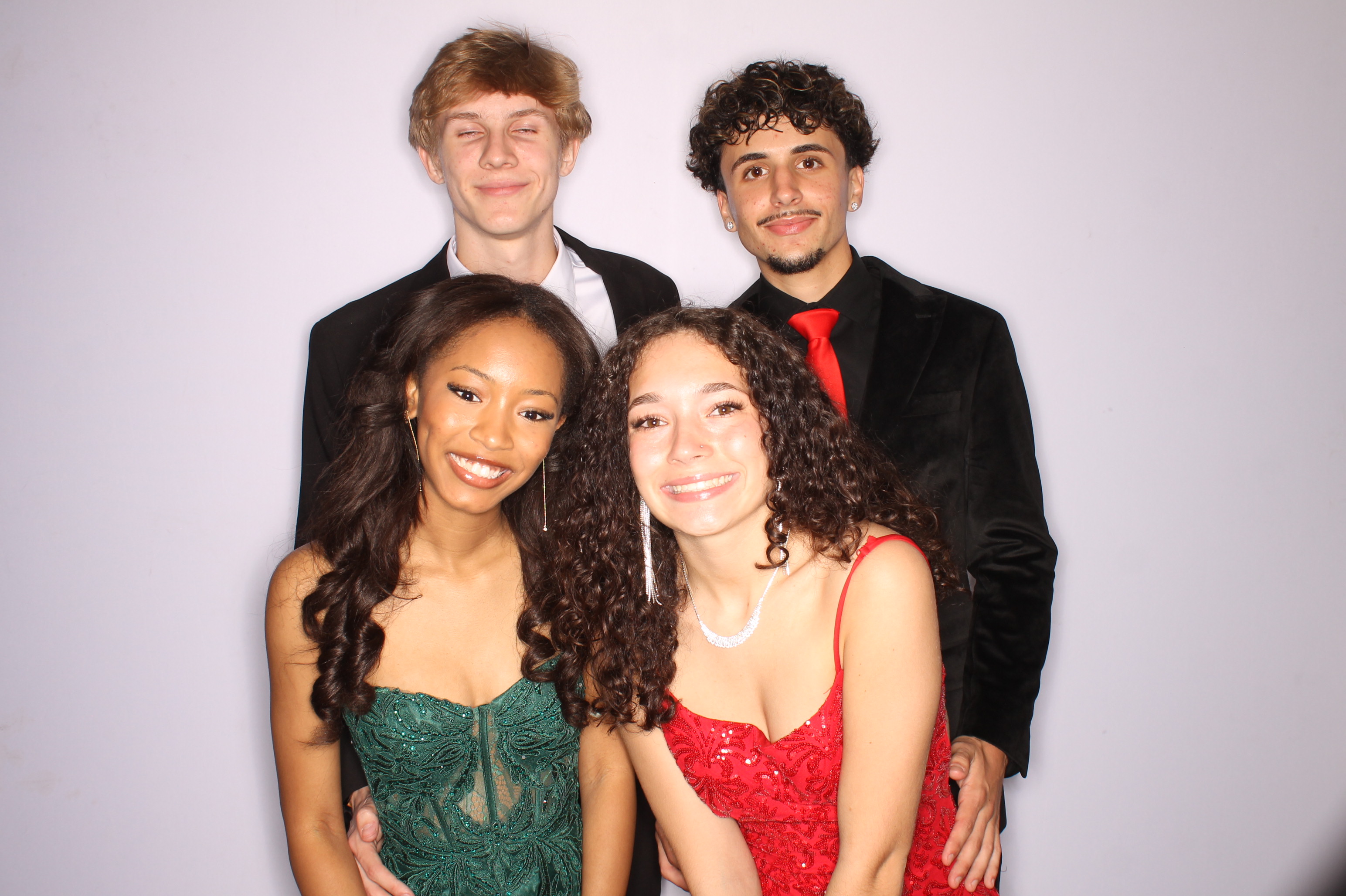 Thomas Worthington High School Prom 2025 | View more photos from the event at gallery.photoboothcincy.com/u/PhotoBoothCincy/Thomas-Worthington-High-School-Prom-2025