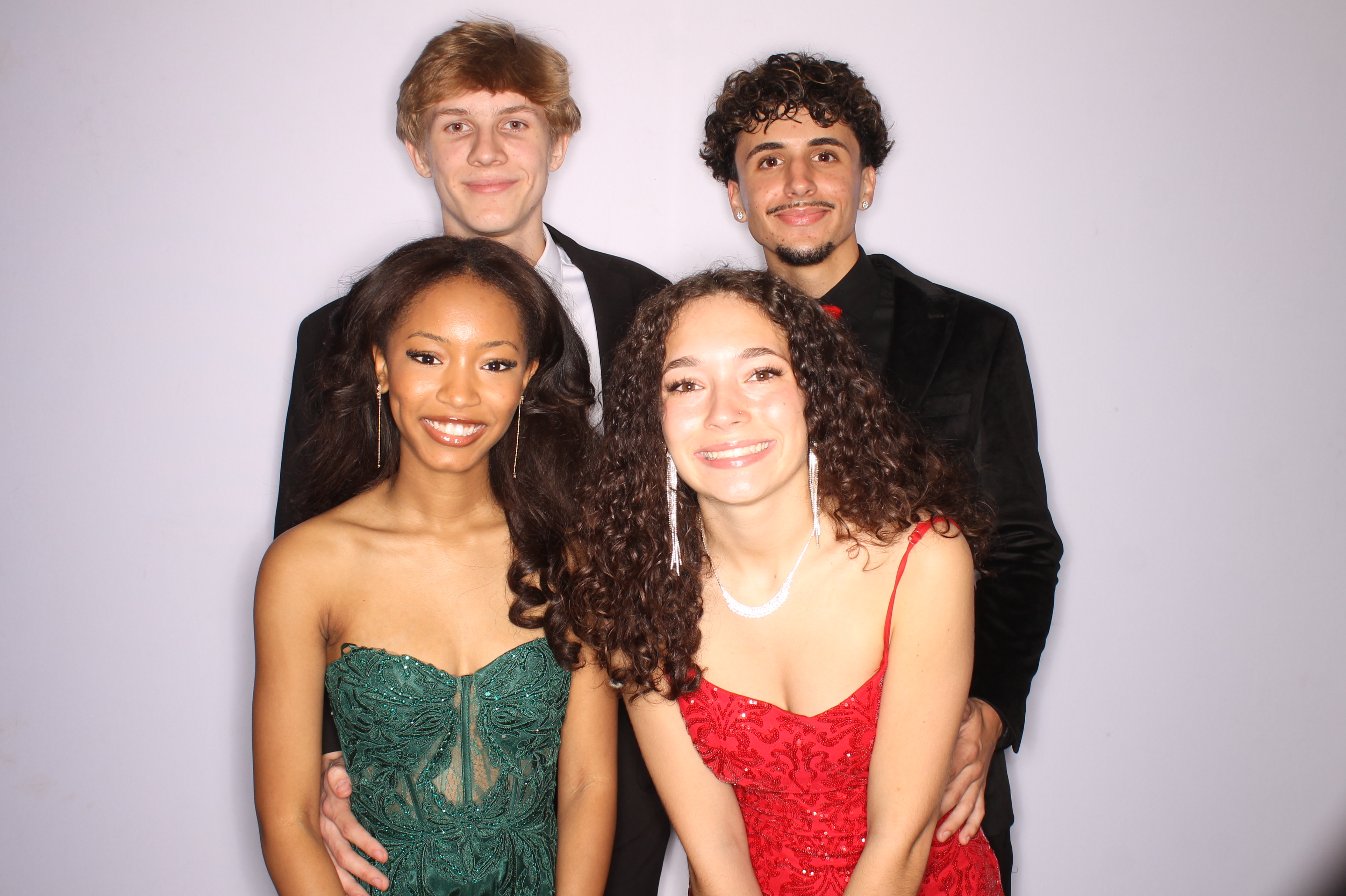 Thomas Worthington High School Prom 2025 | View more photos from the event at gallery.photoboothcincy.com/u/PhotoBoothCincy/Thomas-Worthington-High-School-Prom-2025