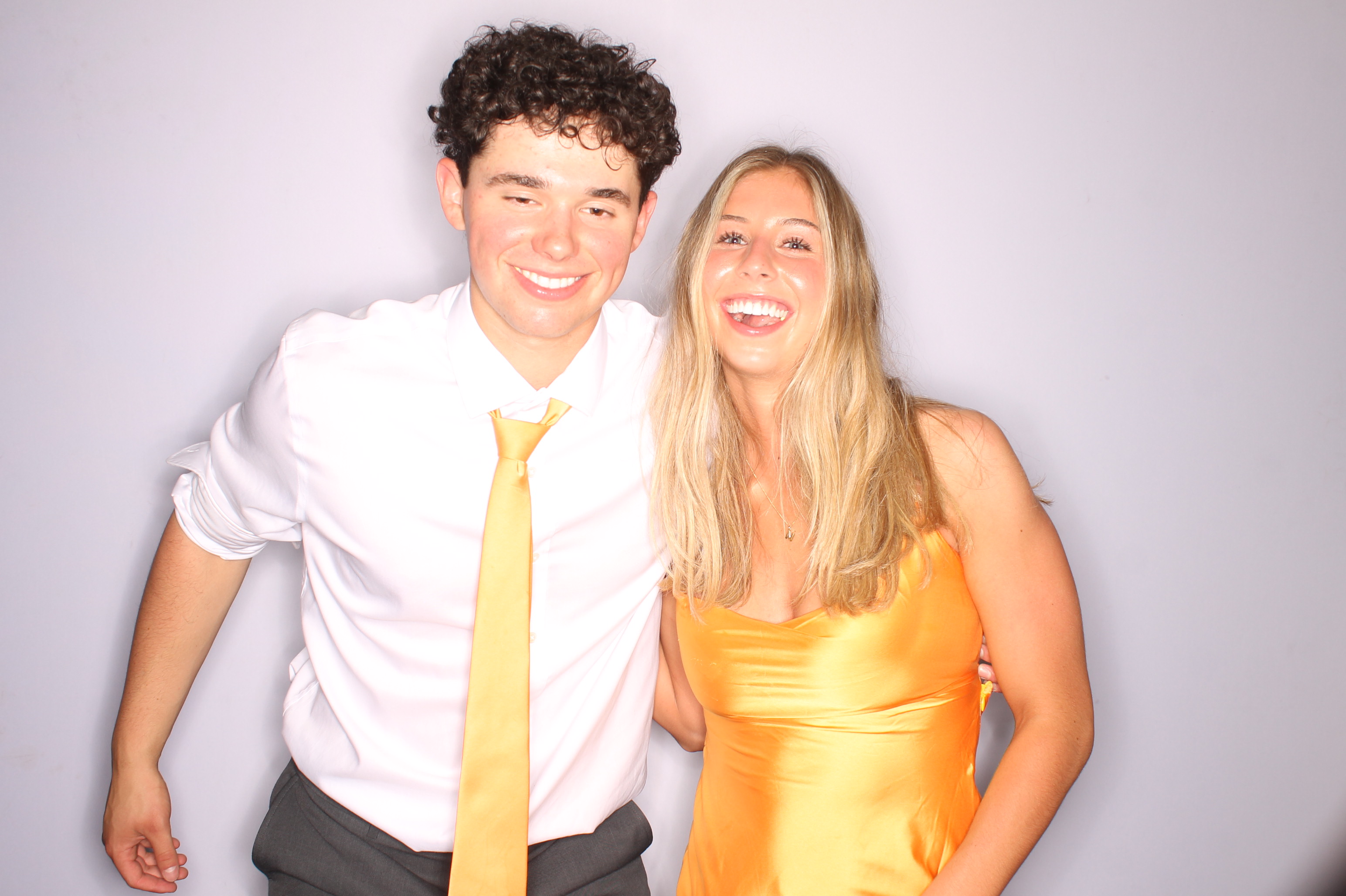 Thomas Worthington High School Prom 2025 | View more photos from the event at gallery.photoboothcincy.com/u/PhotoBoothCincy/Thomas-Worthington-High-School-Prom-2025