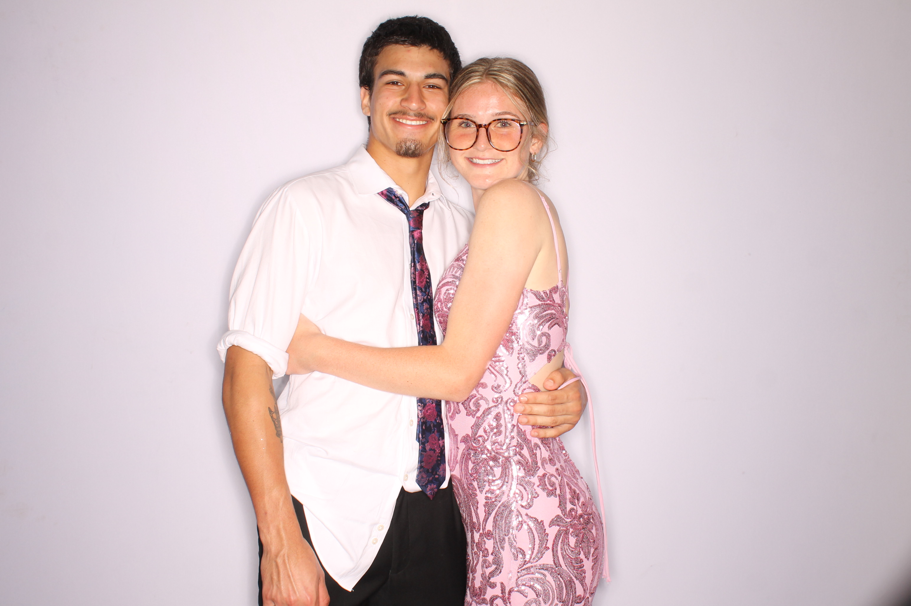 Thomas Worthington High School Prom 2025 | View more photos from the event at gallery.photoboothcincy.com/u/PhotoBoothCincy/Thomas-Worthington-High-School-Prom-2025