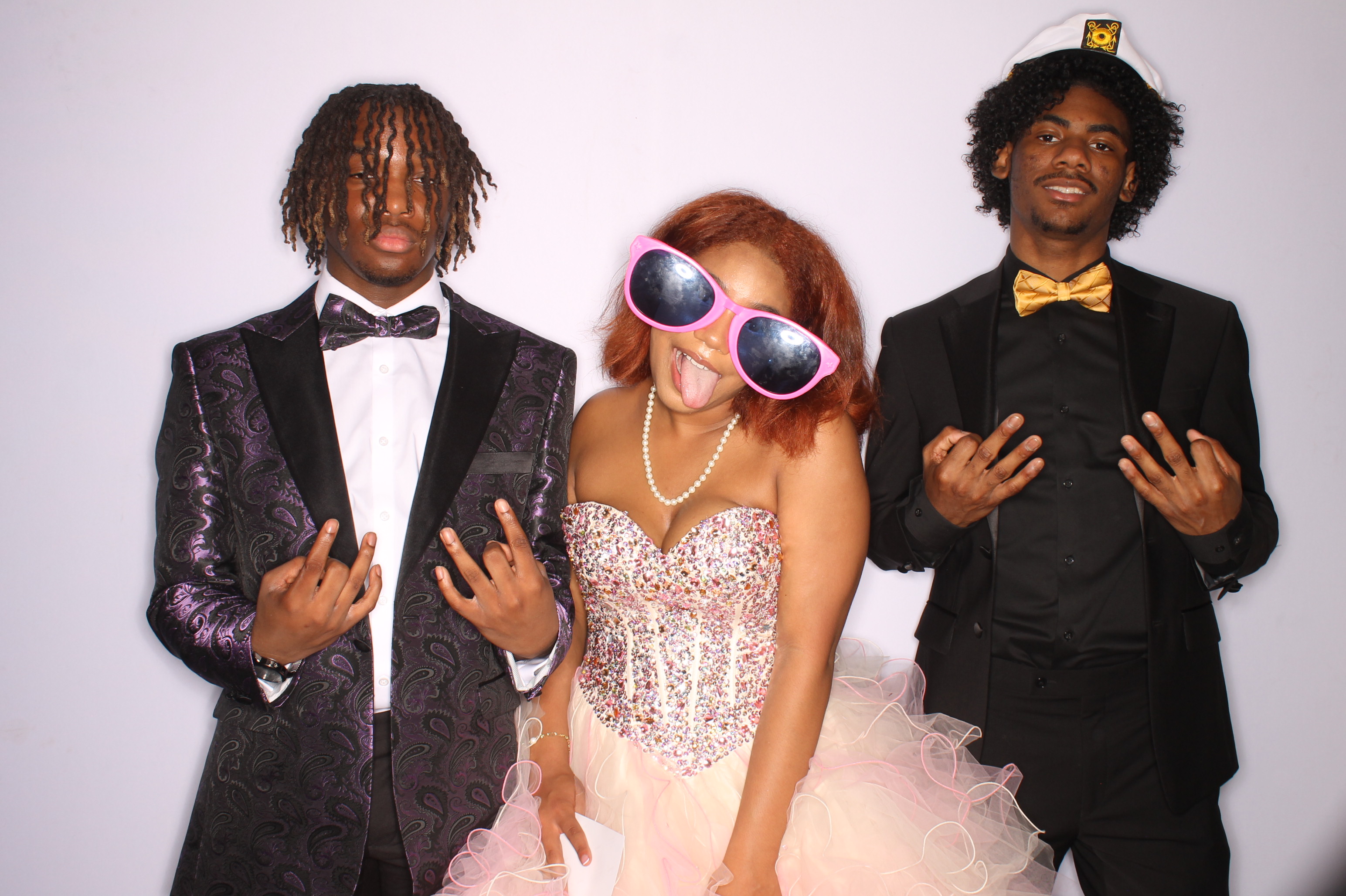 Thomas Worthington High School Prom 2025 | View more photos from the event at gallery.photoboothcincy.com/u/PhotoBoothCincy/Thomas-Worthington-High-School-Prom-2025
