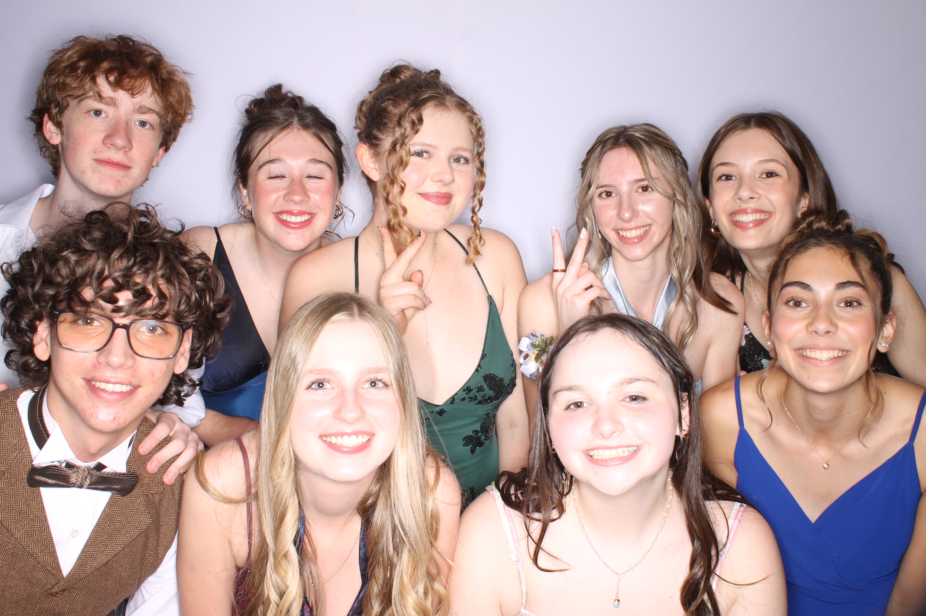 Thomas Worthington High School Prom 2025 | View more photos from the event at gallery.photoboothcincy.com/u/PhotoBoothCincy/Thomas-Worthington-High-School-Prom-2025