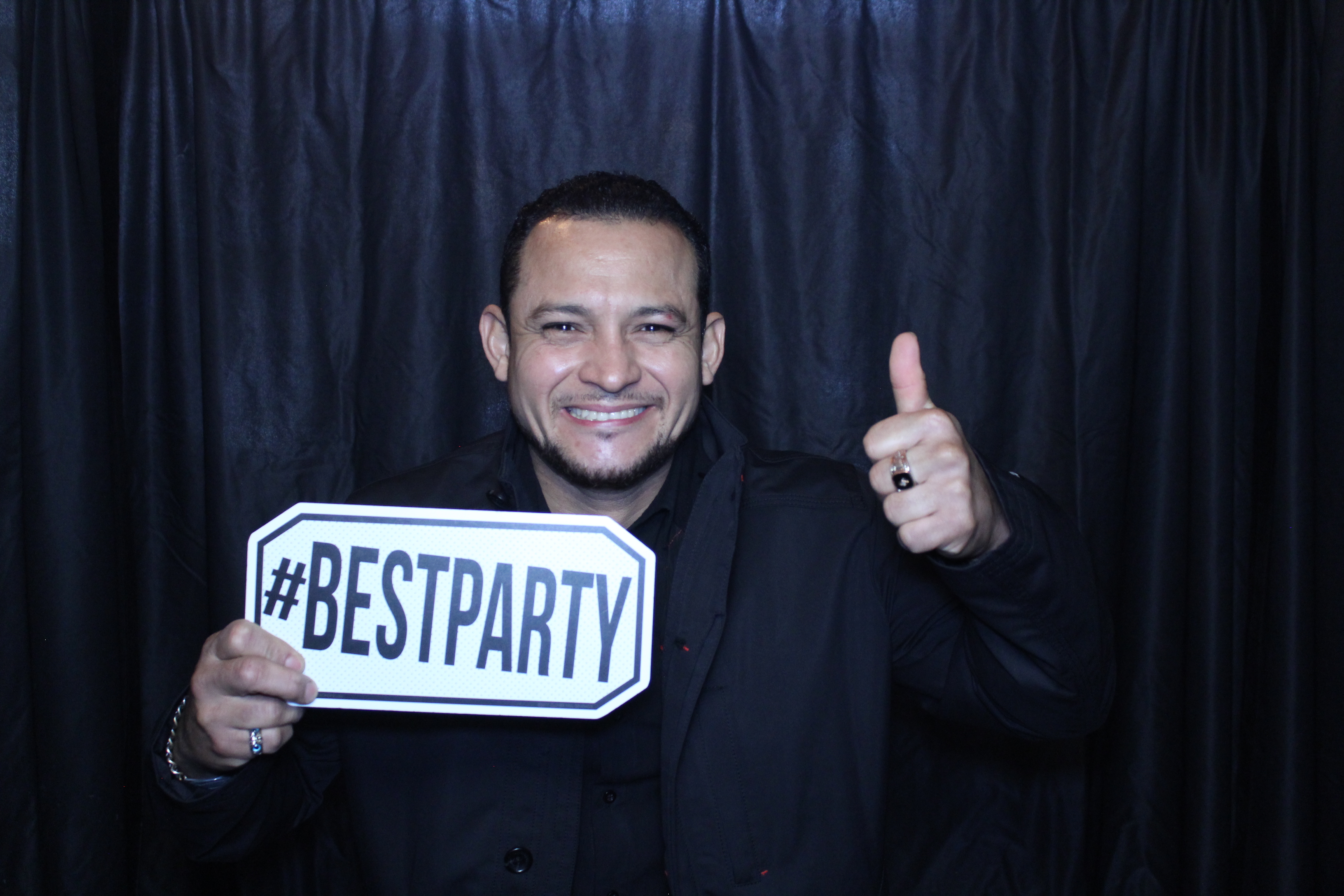 Thunderdome Restauraunt Group Super Bowl | View more photos from the event at gallery.photoboothcincy.com/u/PhotoBoothCincy/Thunderdome-Restauraunt-Group-Super-Bowl