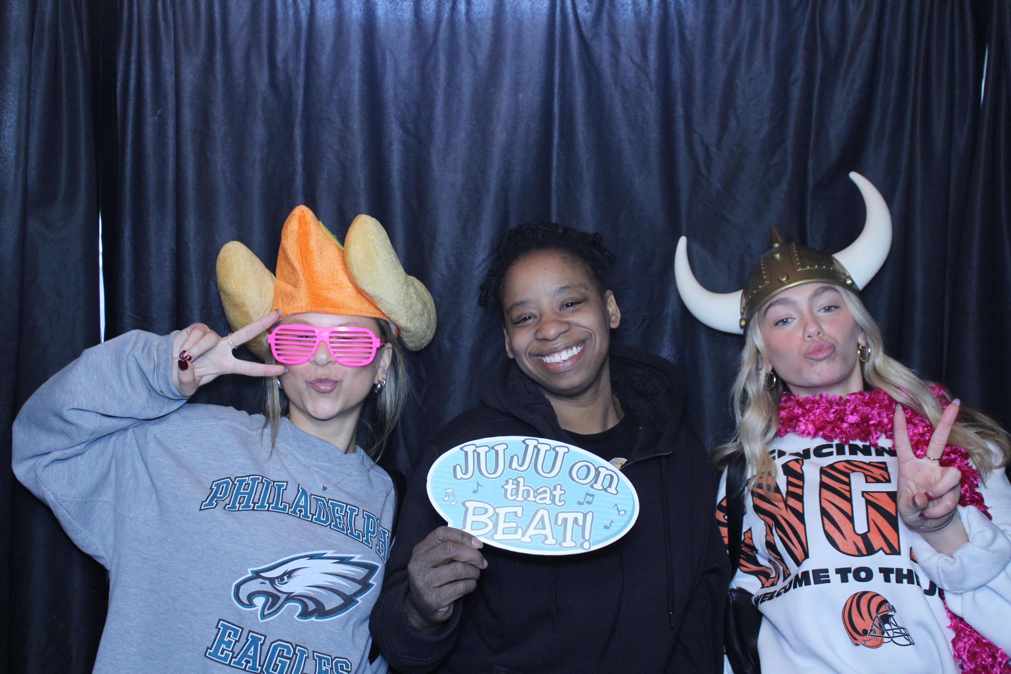 Thunderdome Restauraunt Group Super Bowl | View more photos from the event at gallery.photoboothcincy.com/u/PhotoBoothCincy/Thunderdome-Restauraunt-Group-Super-Bowl