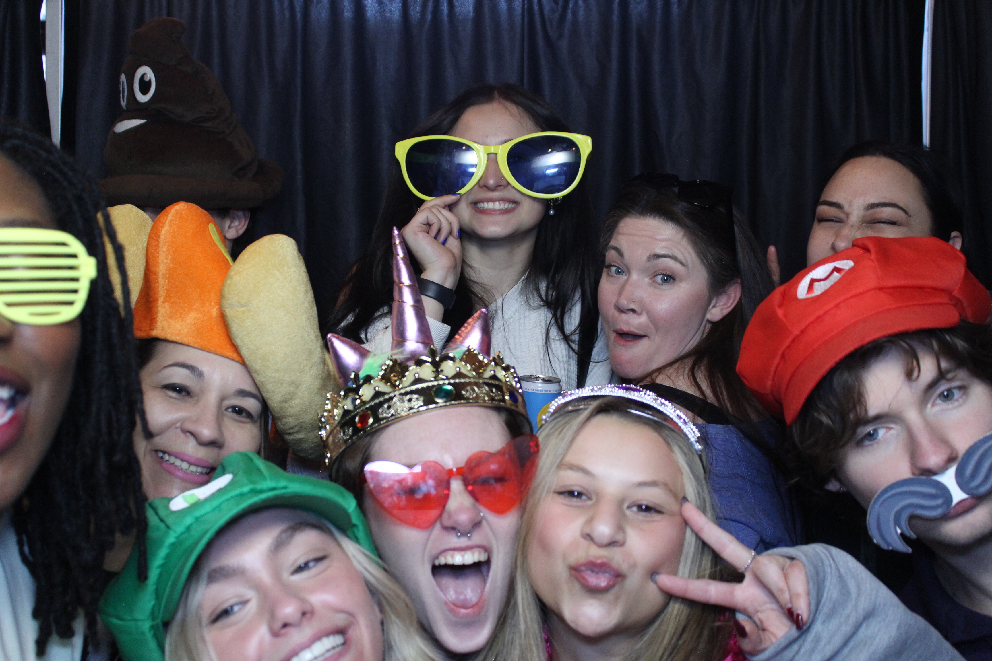 Thunderdome Restauraunt Group Super Bowl | View more photos from the event at gallery.photoboothcincy.com/u/PhotoBoothCincy/Thunderdome-Restauraunt-Group-Super-Bowl
