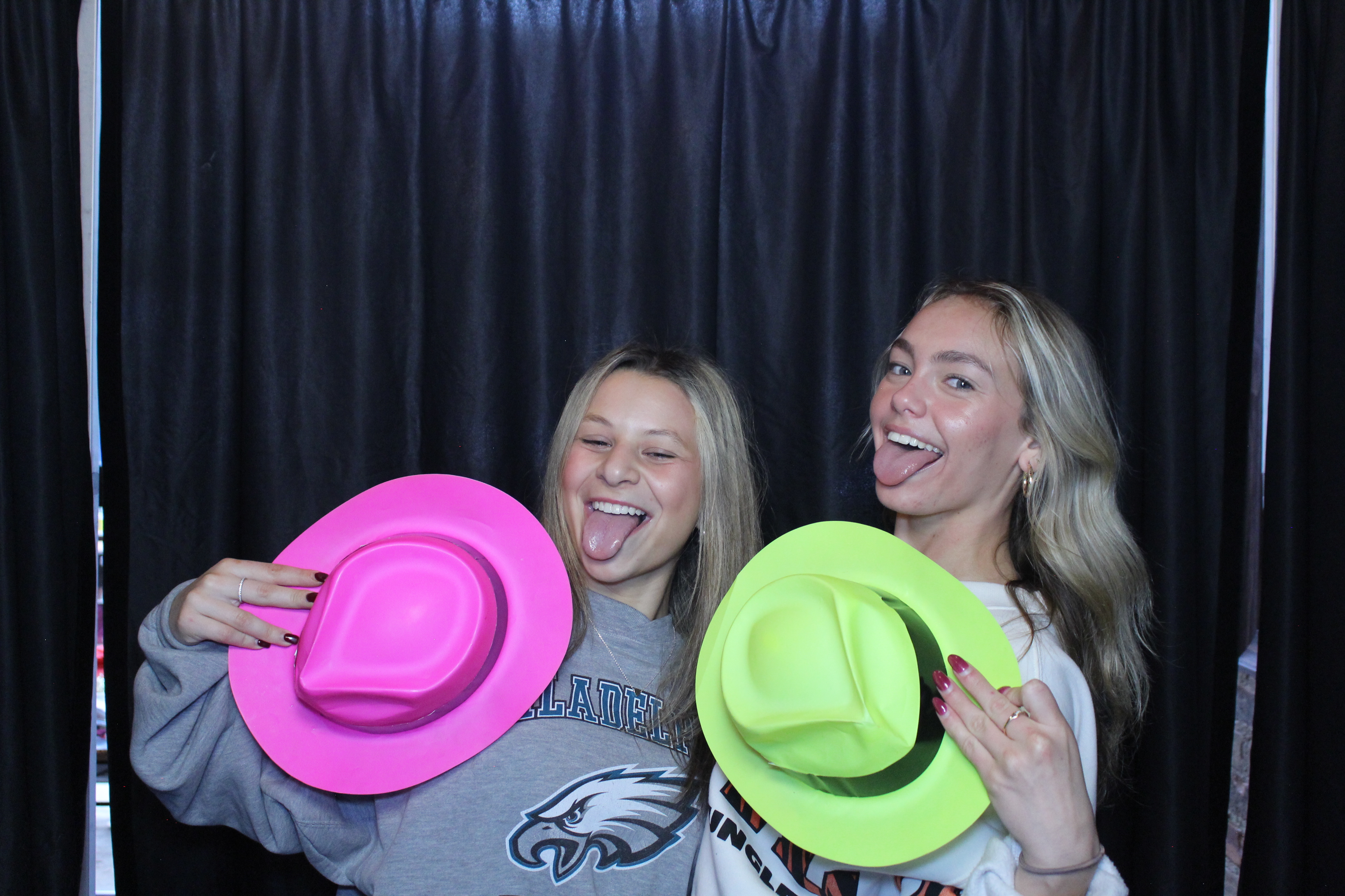 Thunderdome Restauraunt Group Super Bowl | View more photos from the event at gallery.photoboothcincy.com/u/PhotoBoothCincy/Thunderdome-Restauraunt-Group-Super-Bowl