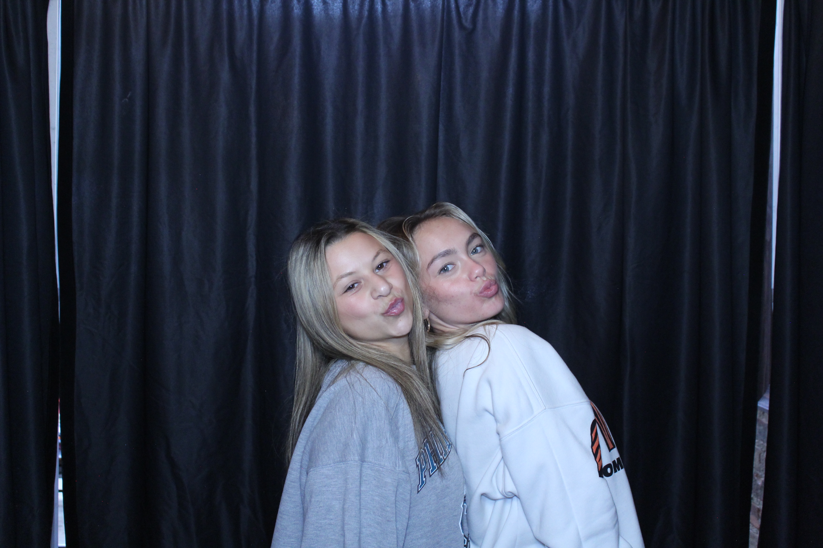 Thunderdome Restauraunt Group Super Bowl | View more photos from the event at gallery.photoboothcincy.com/u/PhotoBoothCincy/Thunderdome-Restauraunt-Group-Super-Bowl