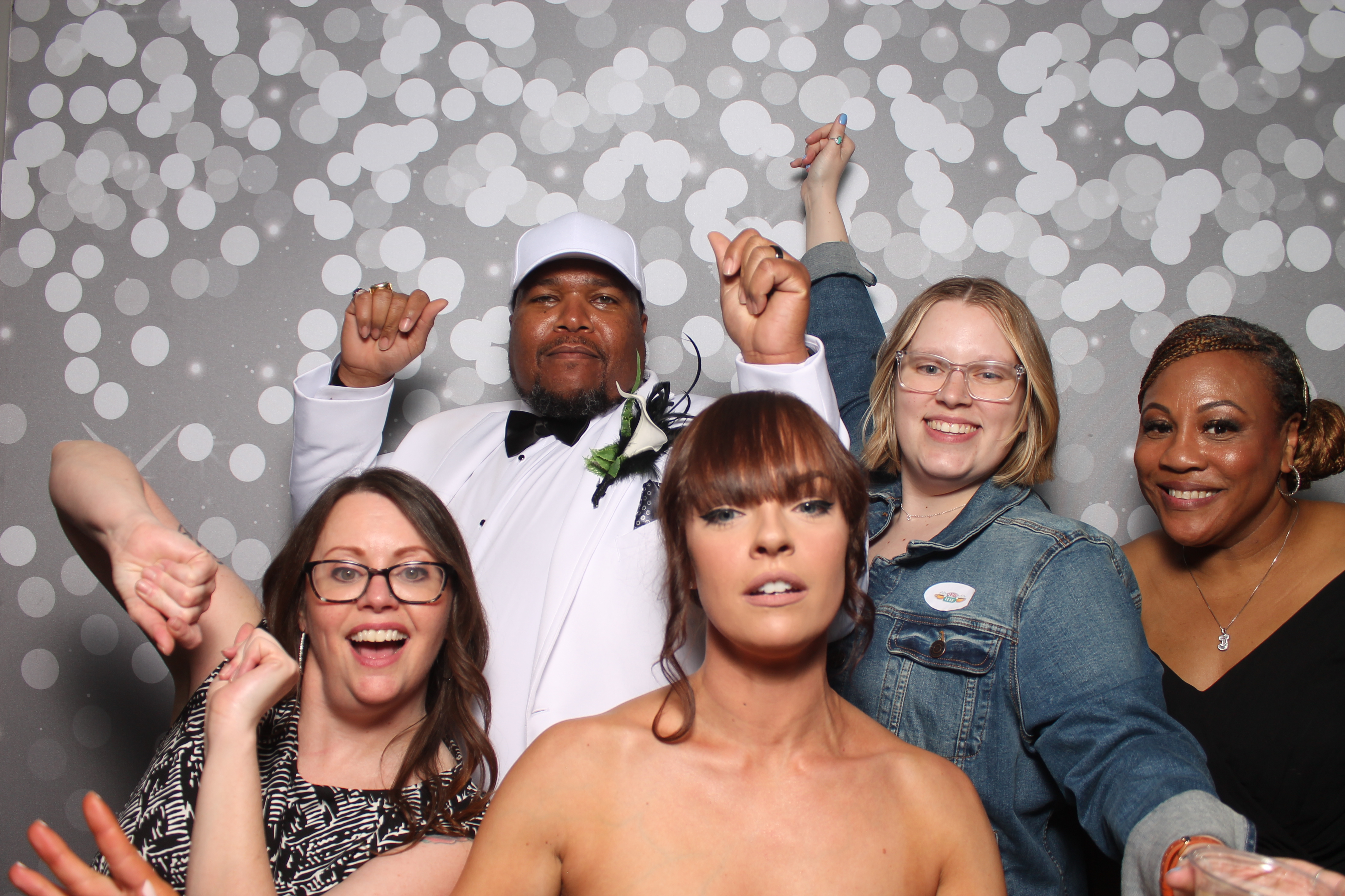 Tony & Shannon  | View more photos from the event at gallery.photoboothcincy.com/u/PhotoBoothCincy/Tony-Shannon