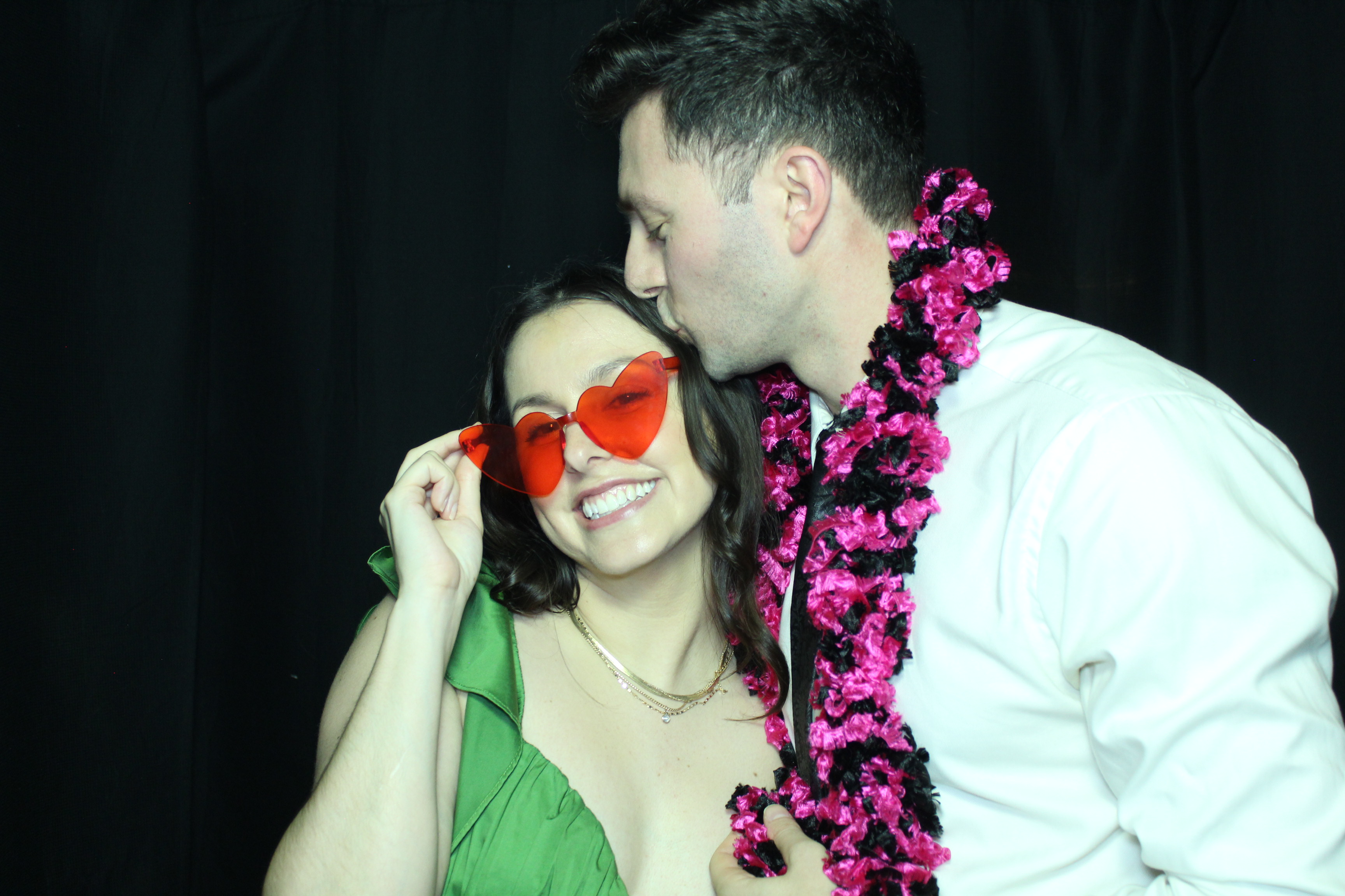 Tracy Li Reception | View more photos from the event at gallery.photoboothcincy.com/u/PhotoBoothCincy/Tracy-Li-Reception