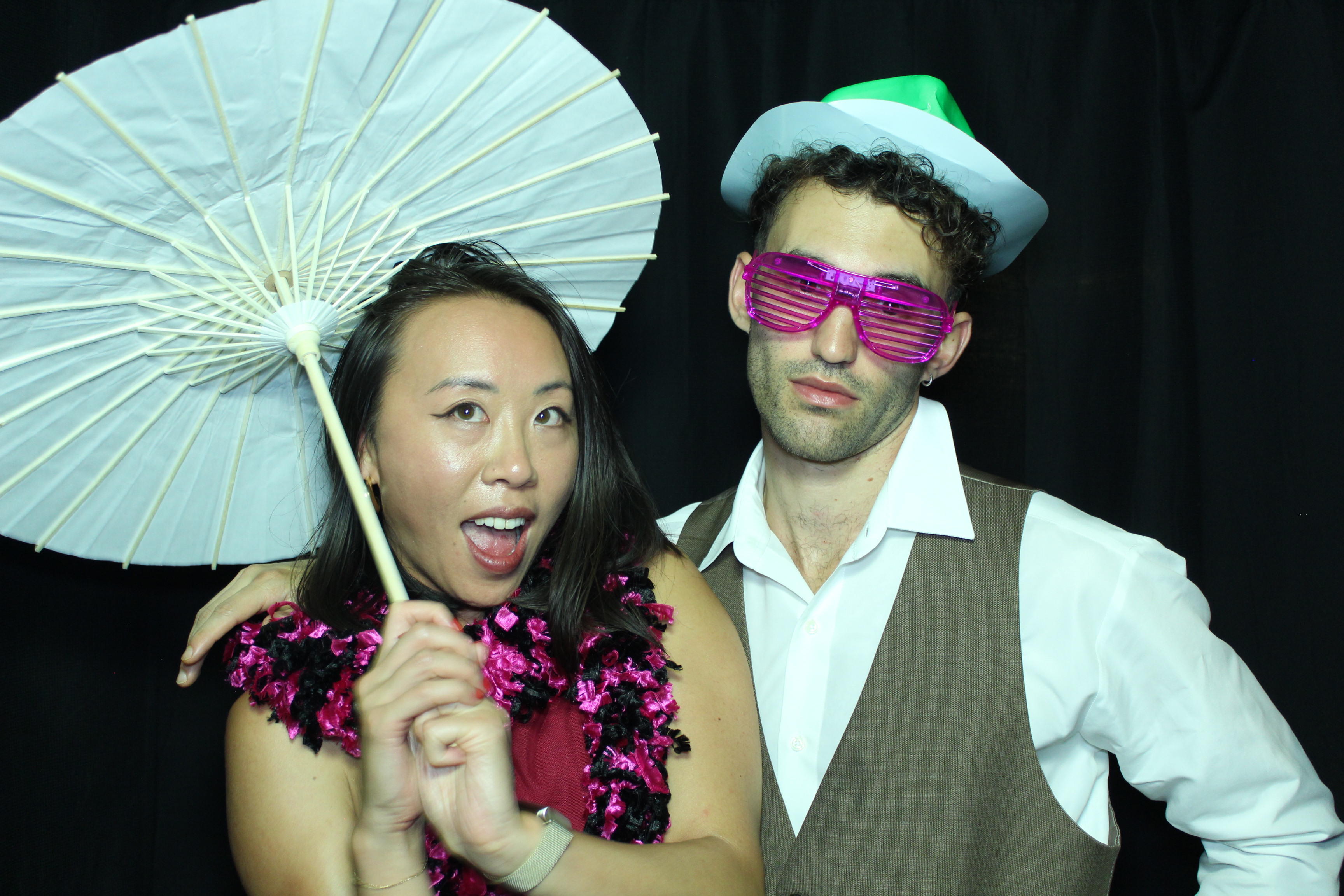 Tracy Li Reception | View more photos from the event at gallery.photoboothcincy.com/u/PhotoBoothCincy/Tracy-Li-Reception