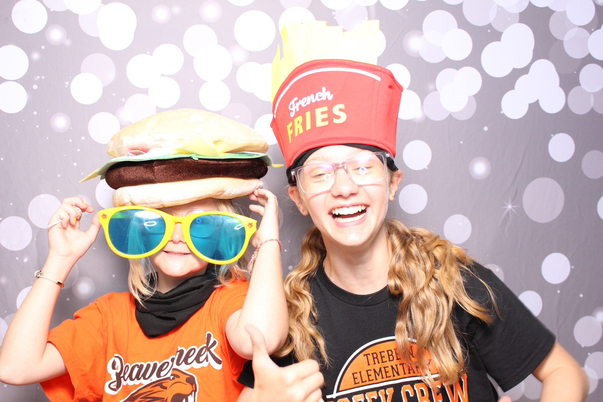 Trebein Fifth Grade | View more photos from the event at gallery.photoboothcincy.com/u/PhotoBoothCincy/Trebein-Fifth-Grade